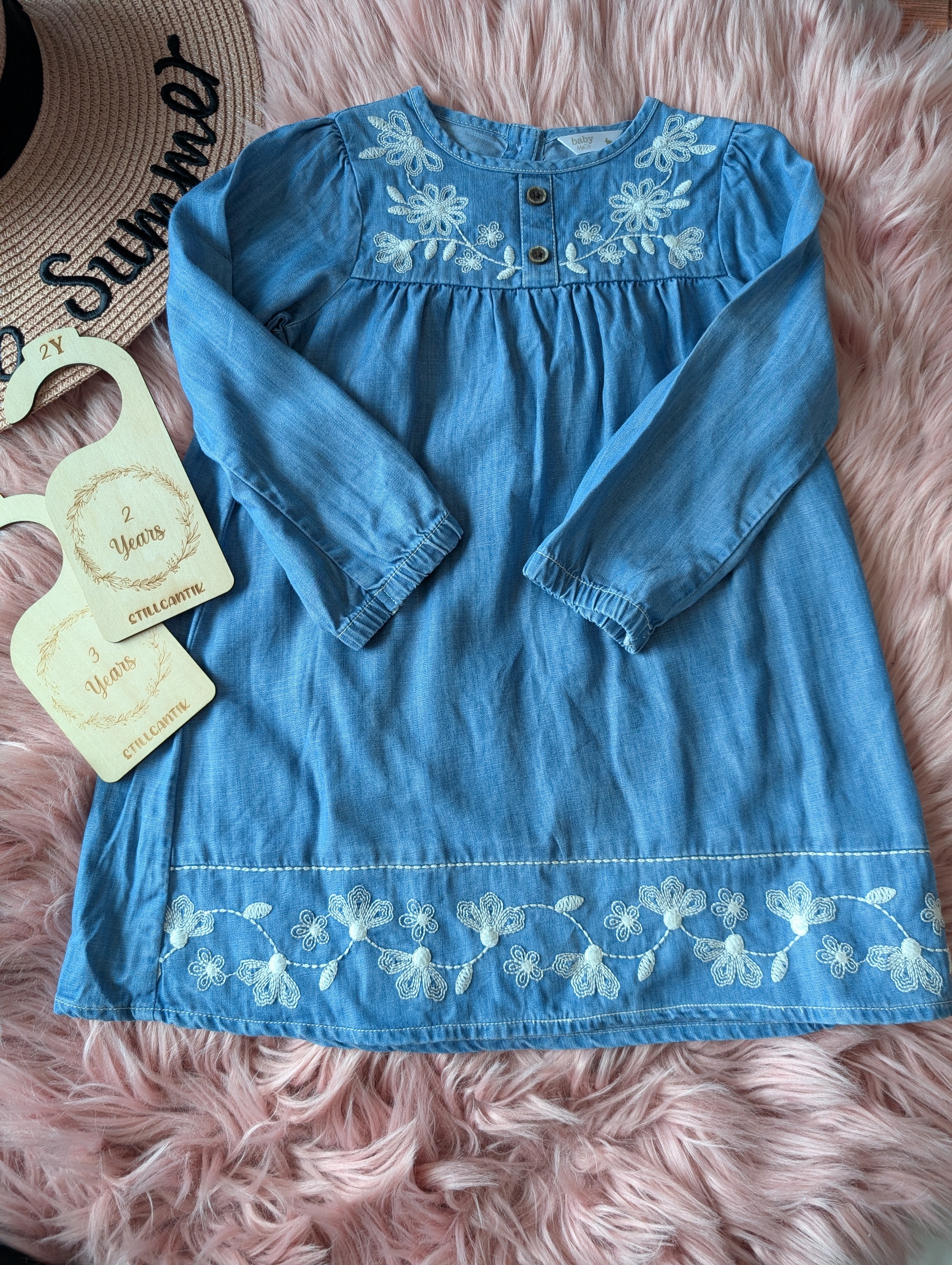 PXL_20251122_033505137