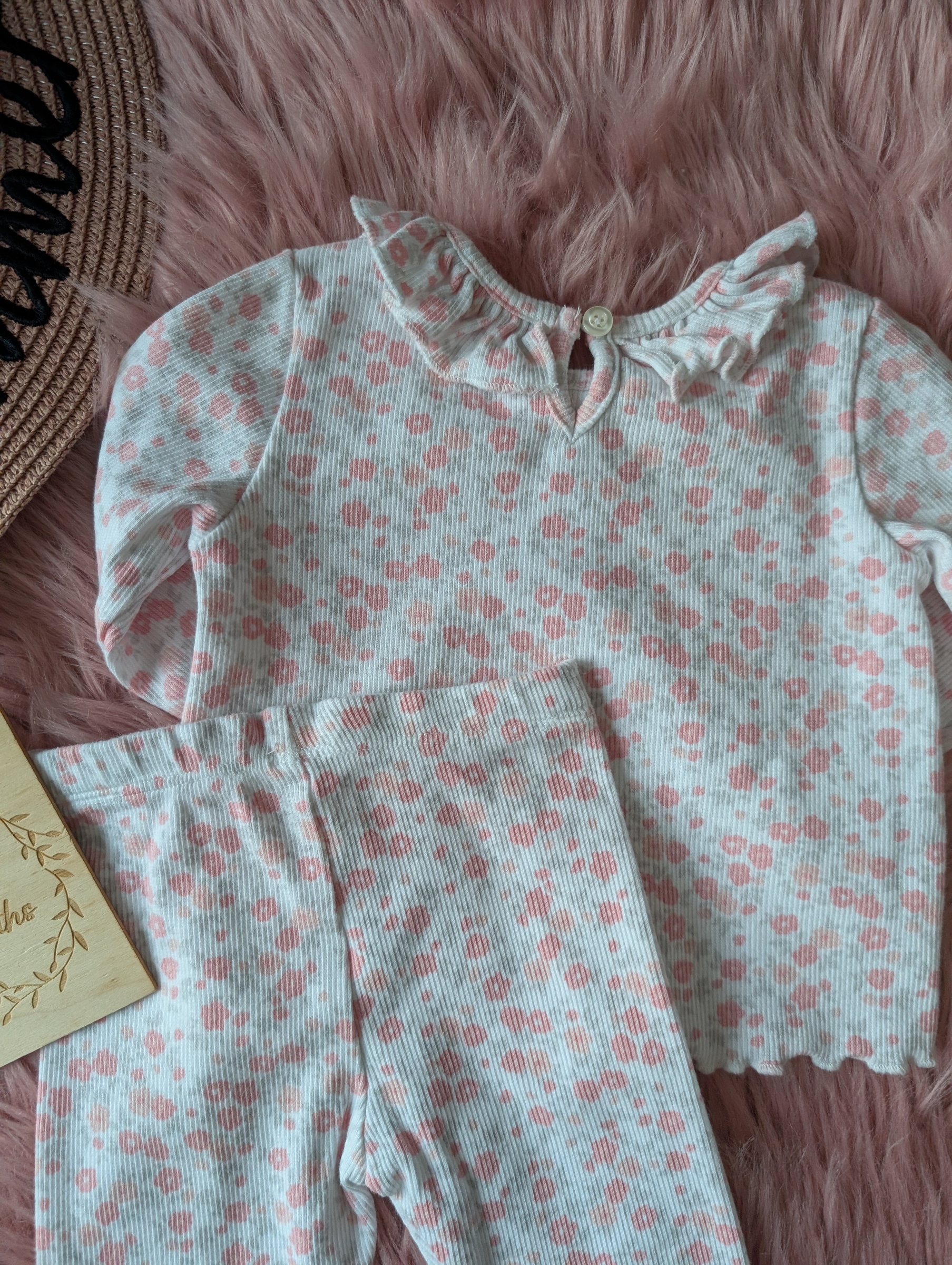 PXL_20251122_034728139