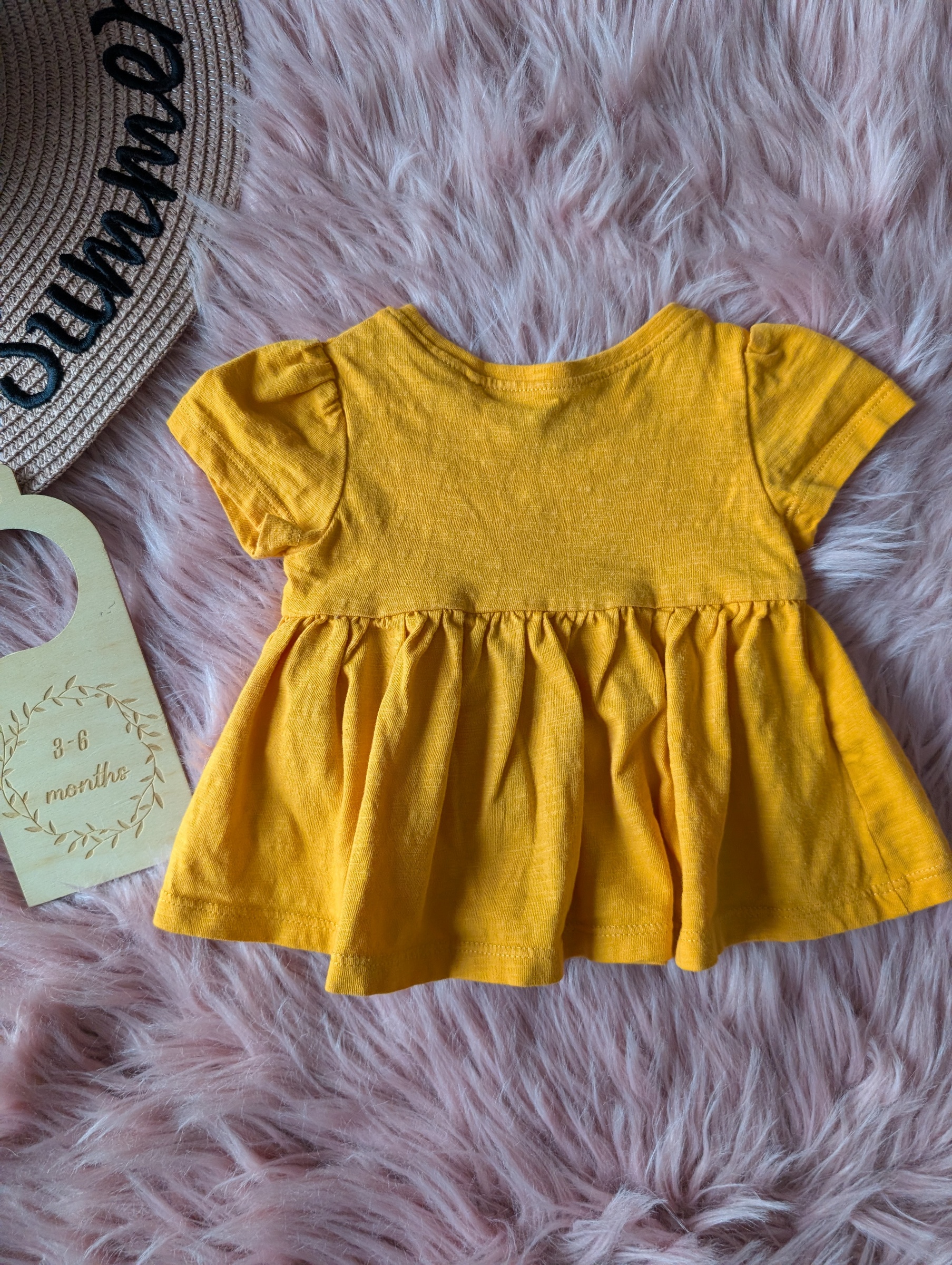 PXL_20251122_035649408