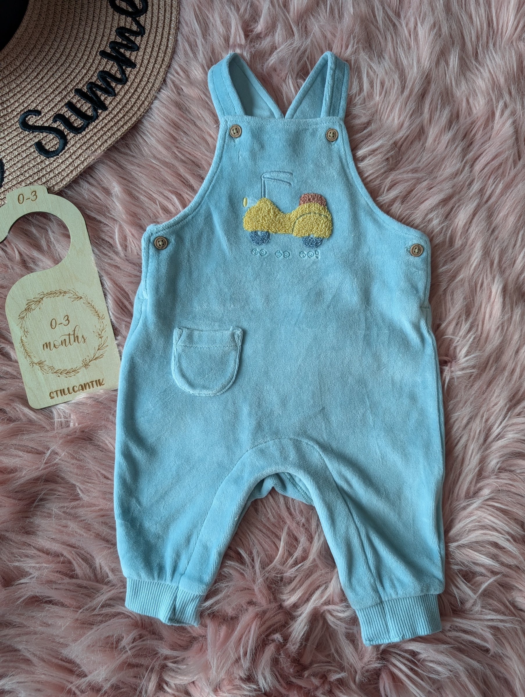 PXL_20251122_050947737