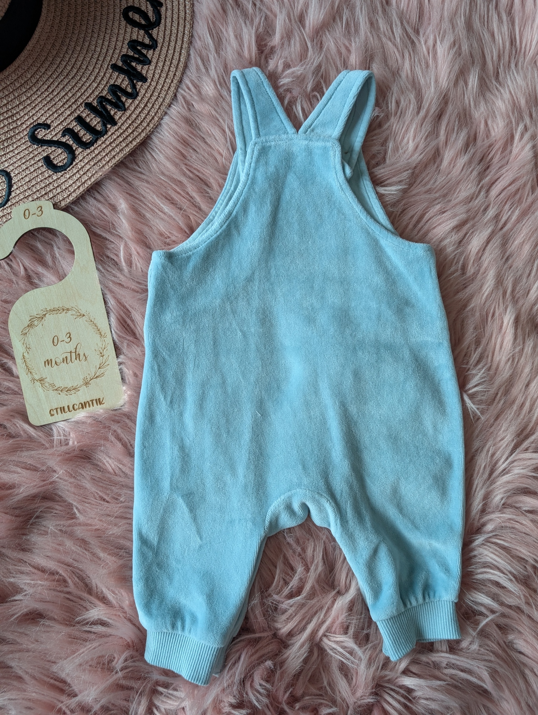 PXL_20251122_050956991