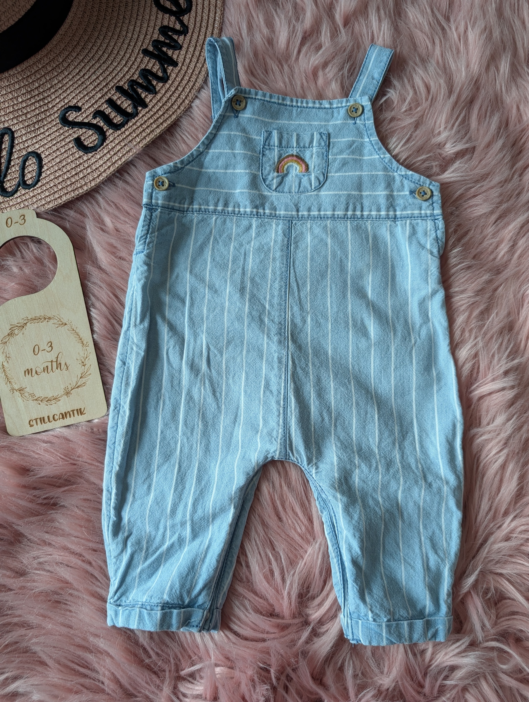 PXL_20251122_050543583