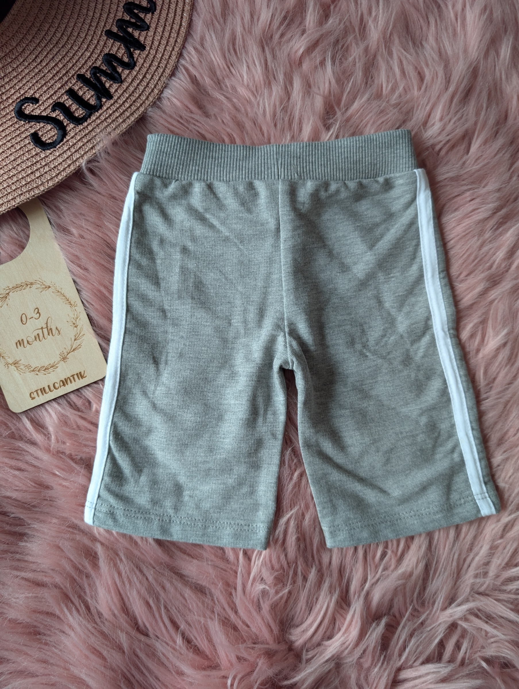 PXL_20251122_045716694