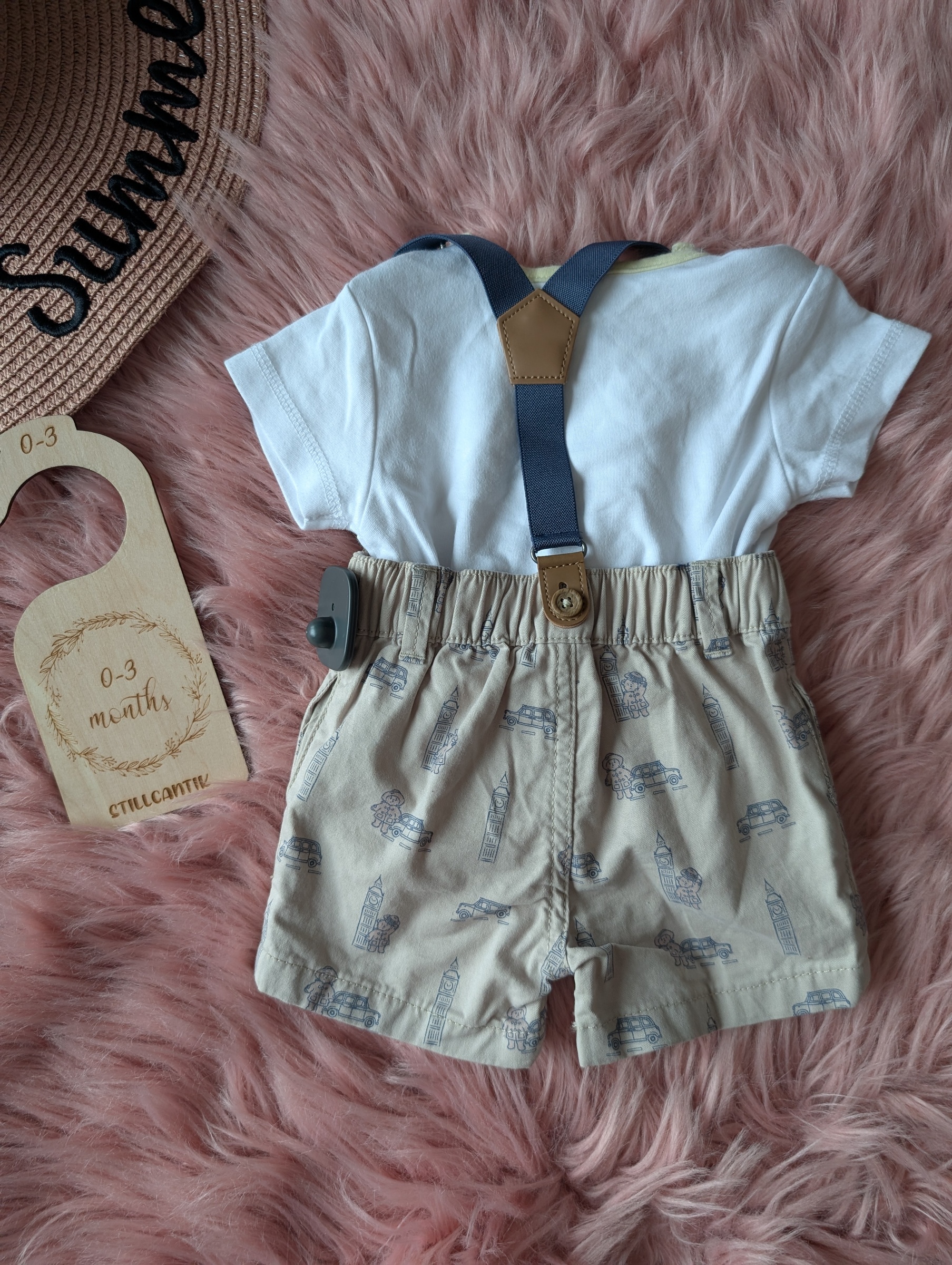 PXL_20251122_045306457