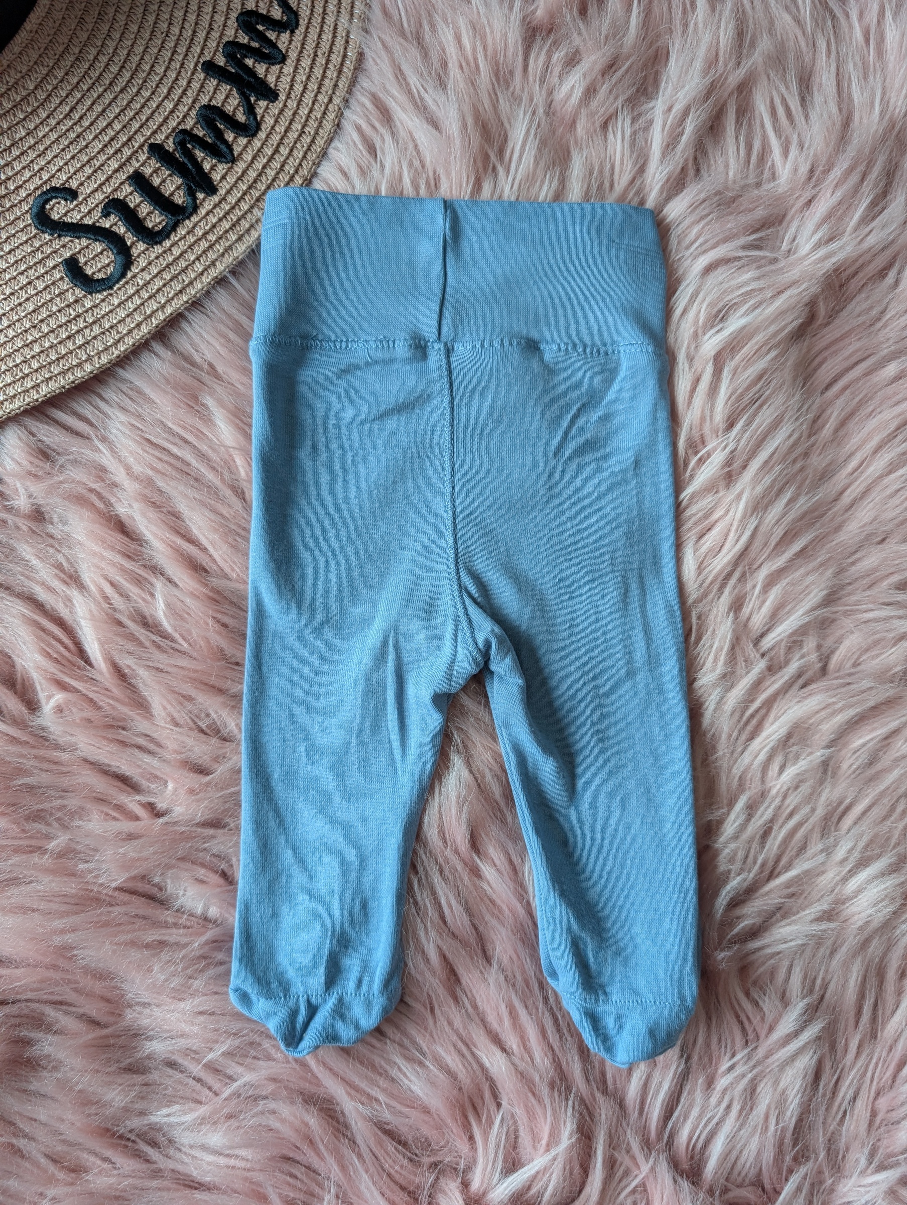 PXL_20251122_060029234