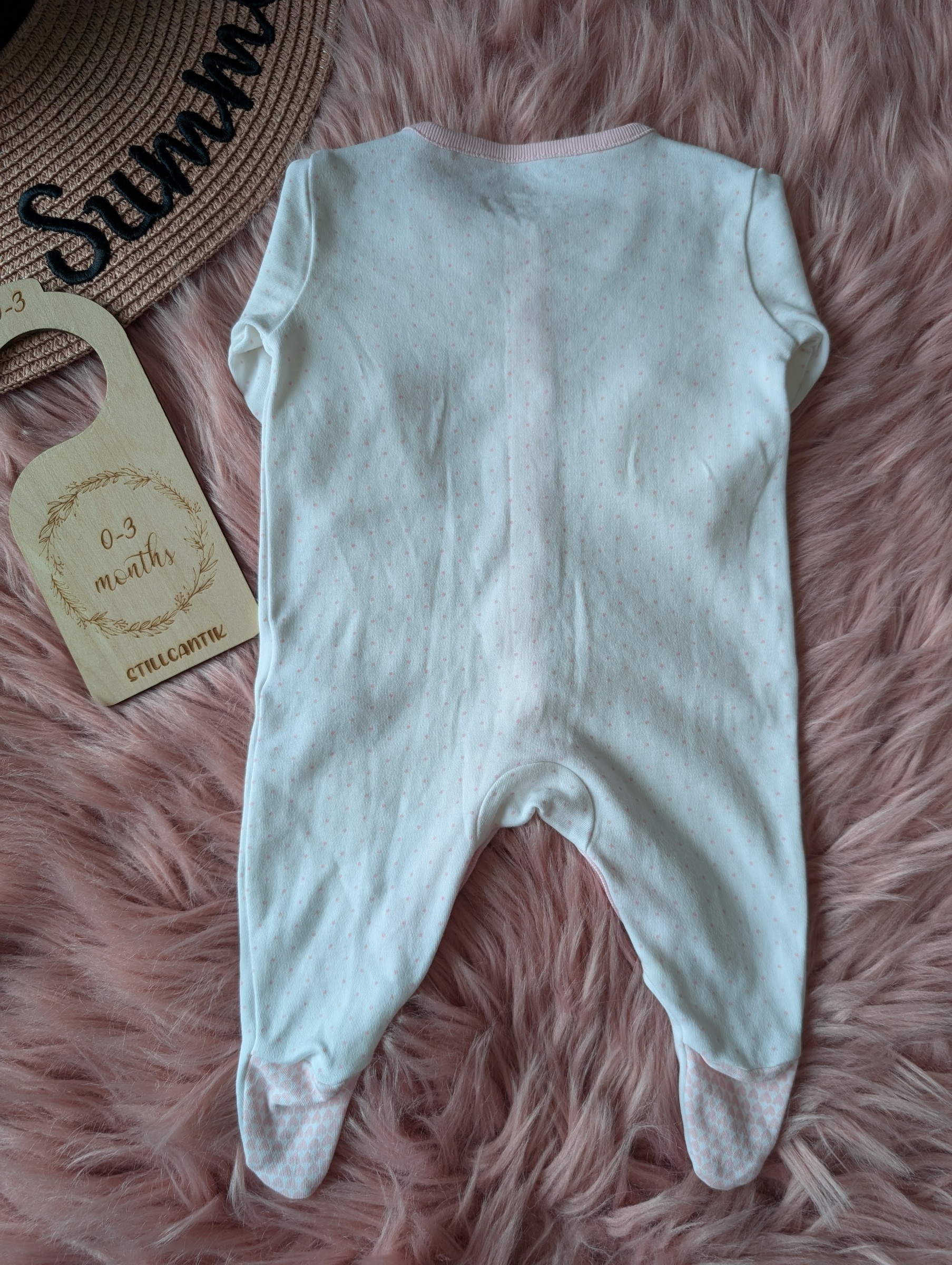 PXL_20251122_063836464