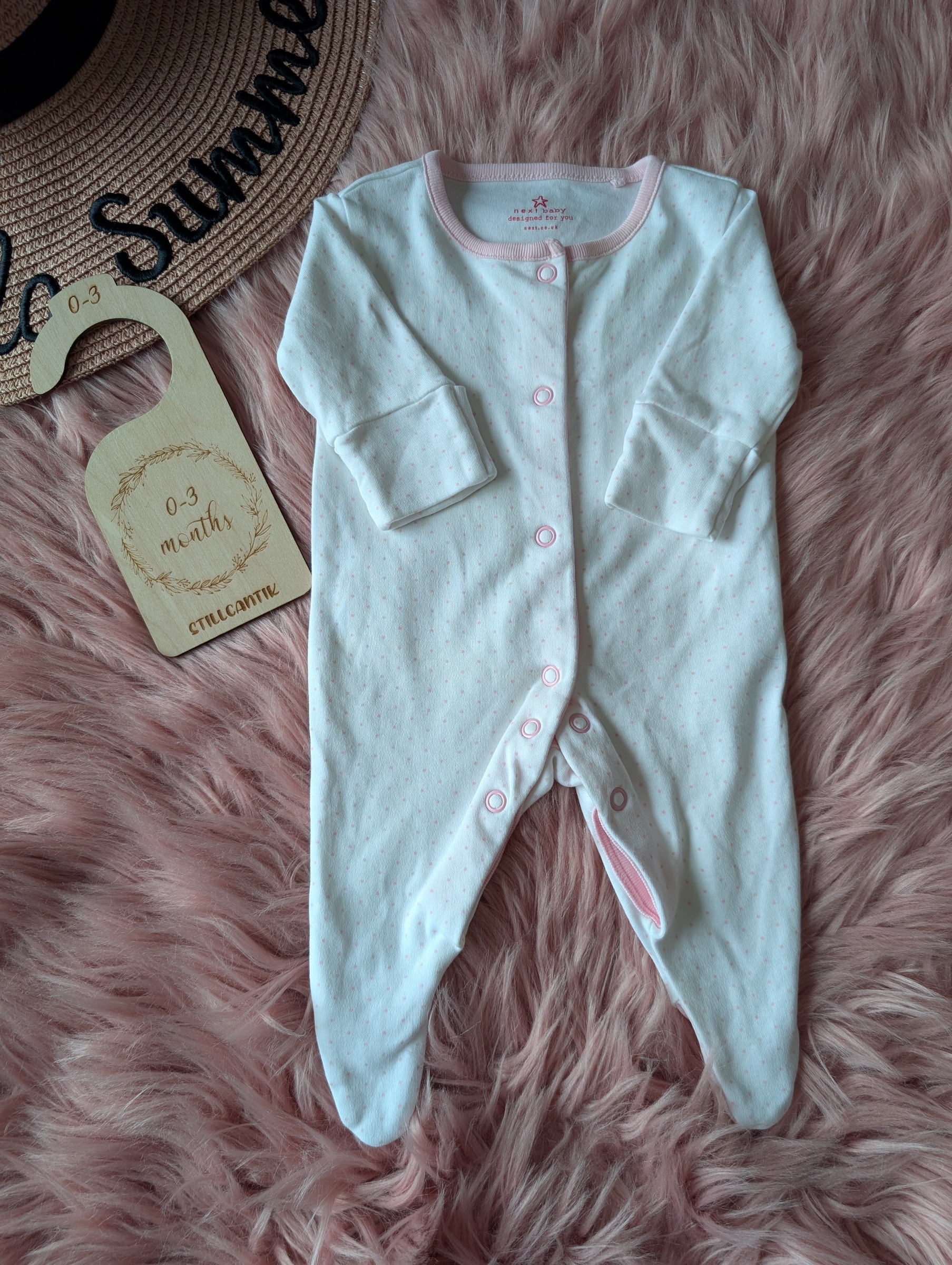 PXL_20251122_063812004