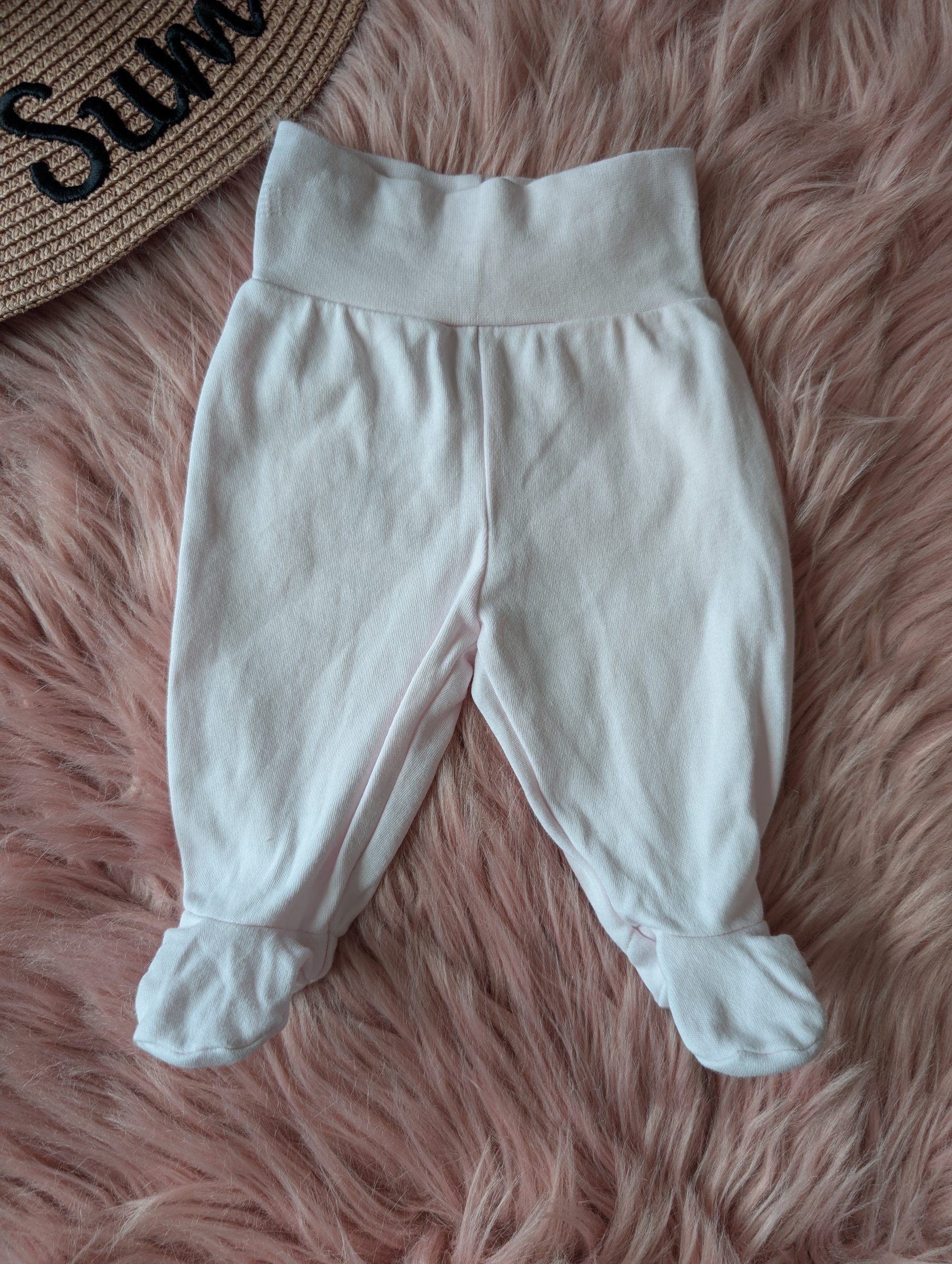 PXL_20251122_060929218