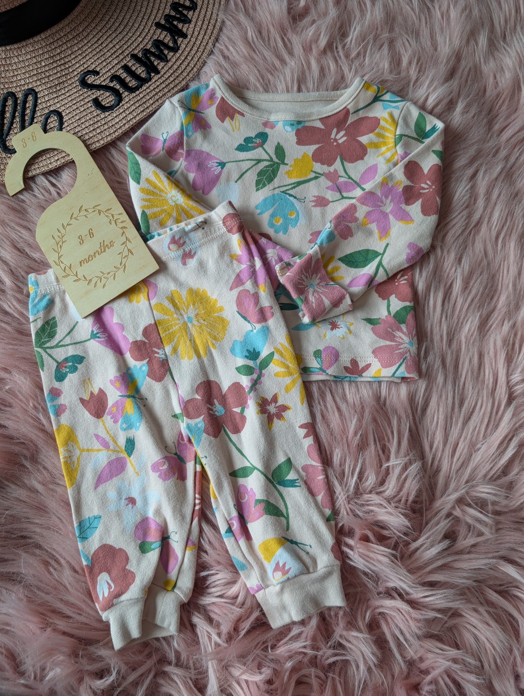 PXL_20251122_053048438