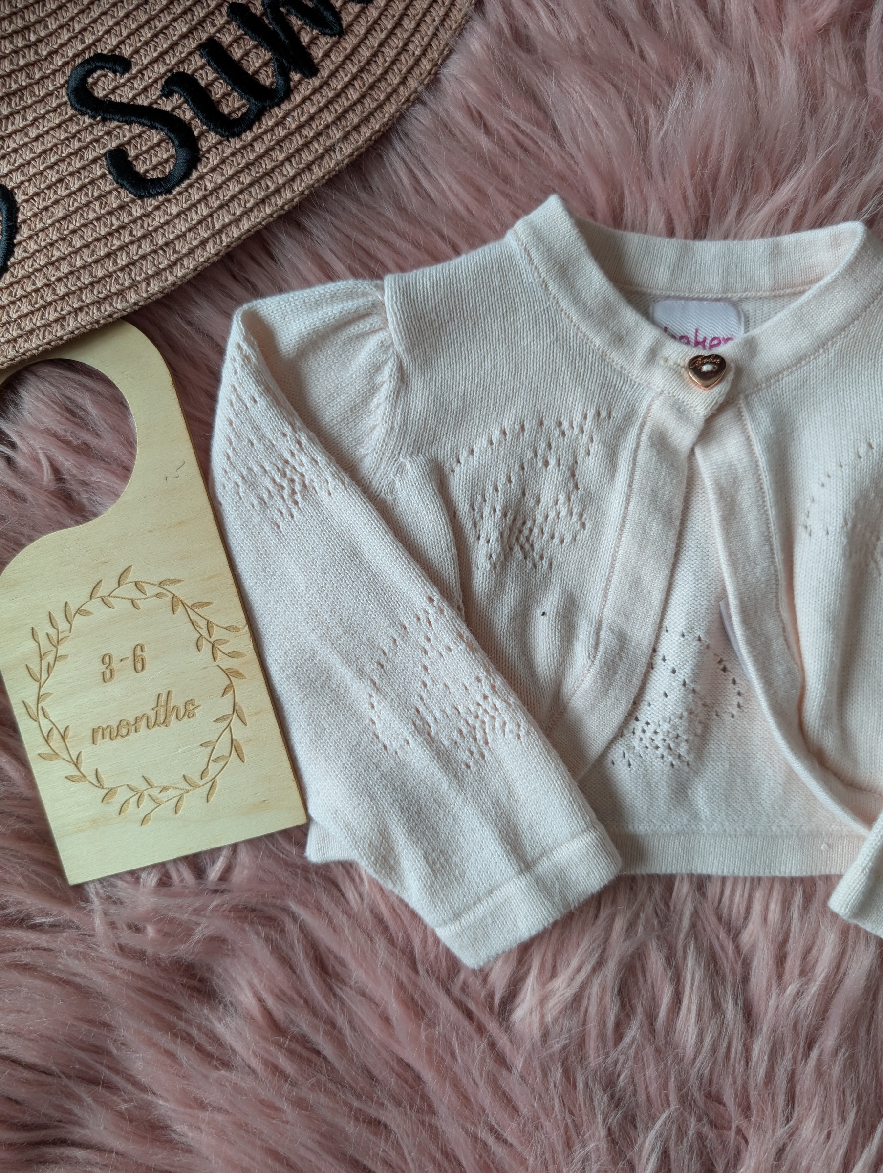 PXL_20251122_052154365