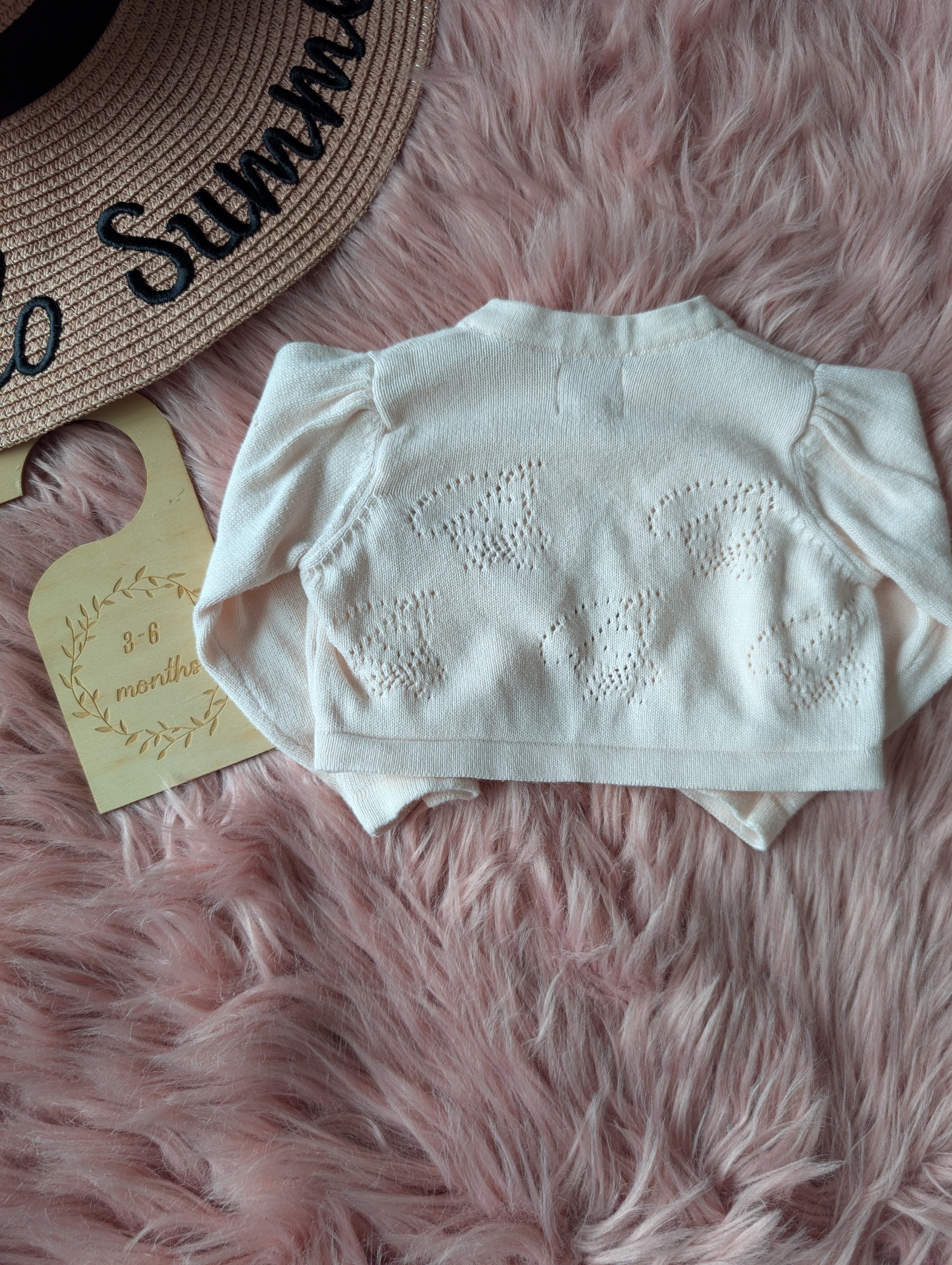 PXL_20251122_052205361