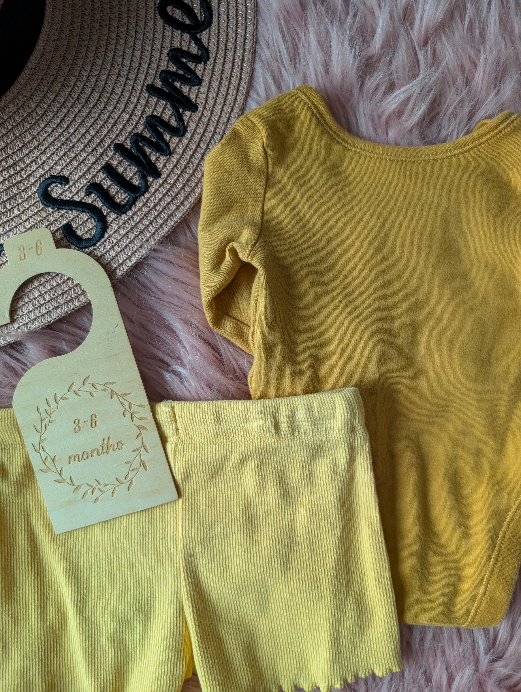 PXL_20251122_051430235