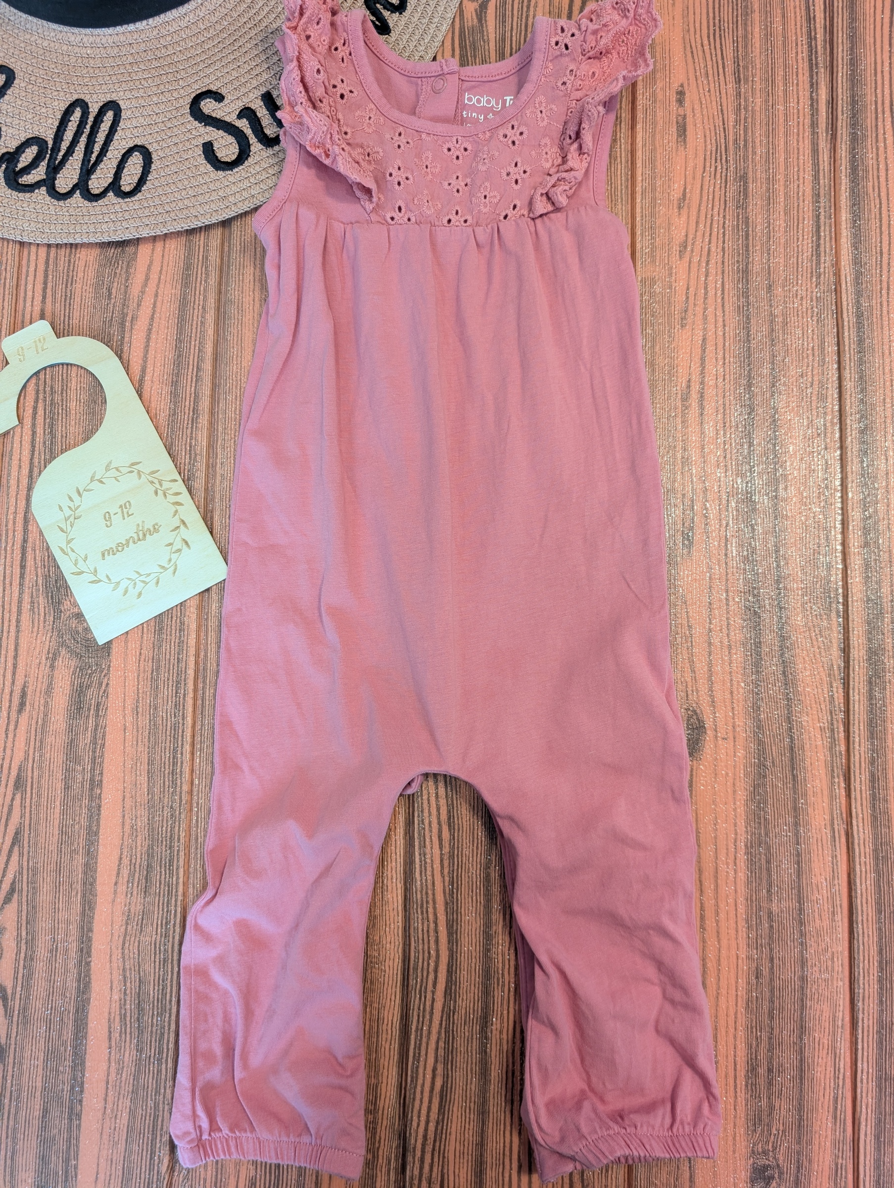 PXL_20251213_012043096