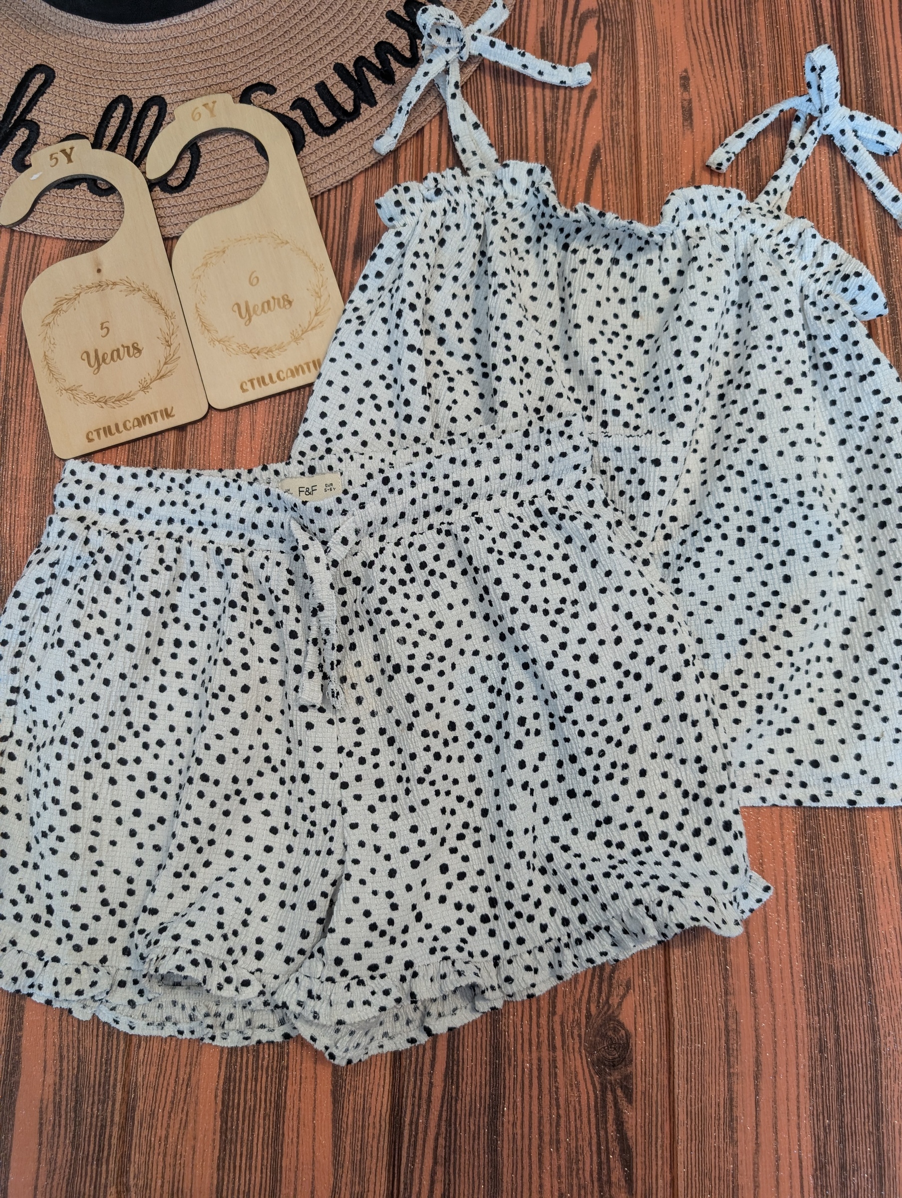 PXL_20251213_023339397