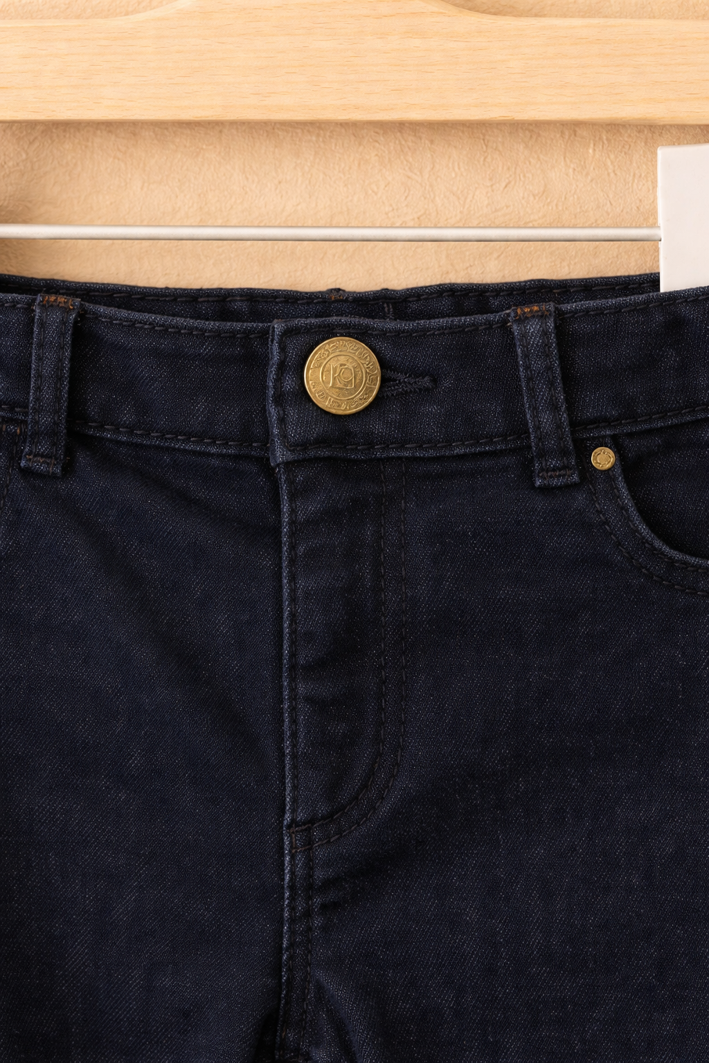 dff35b1b-eb6c-4696-a21e-923d205902e1