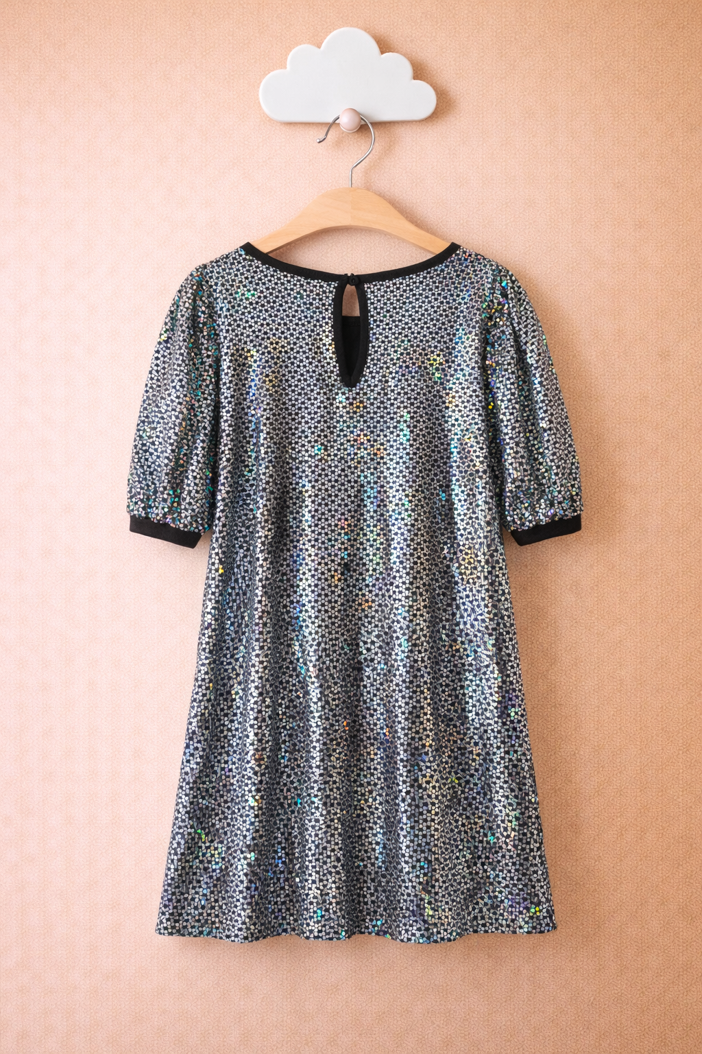 253057fa-aaac-4b16-b29b-82e490658b9e