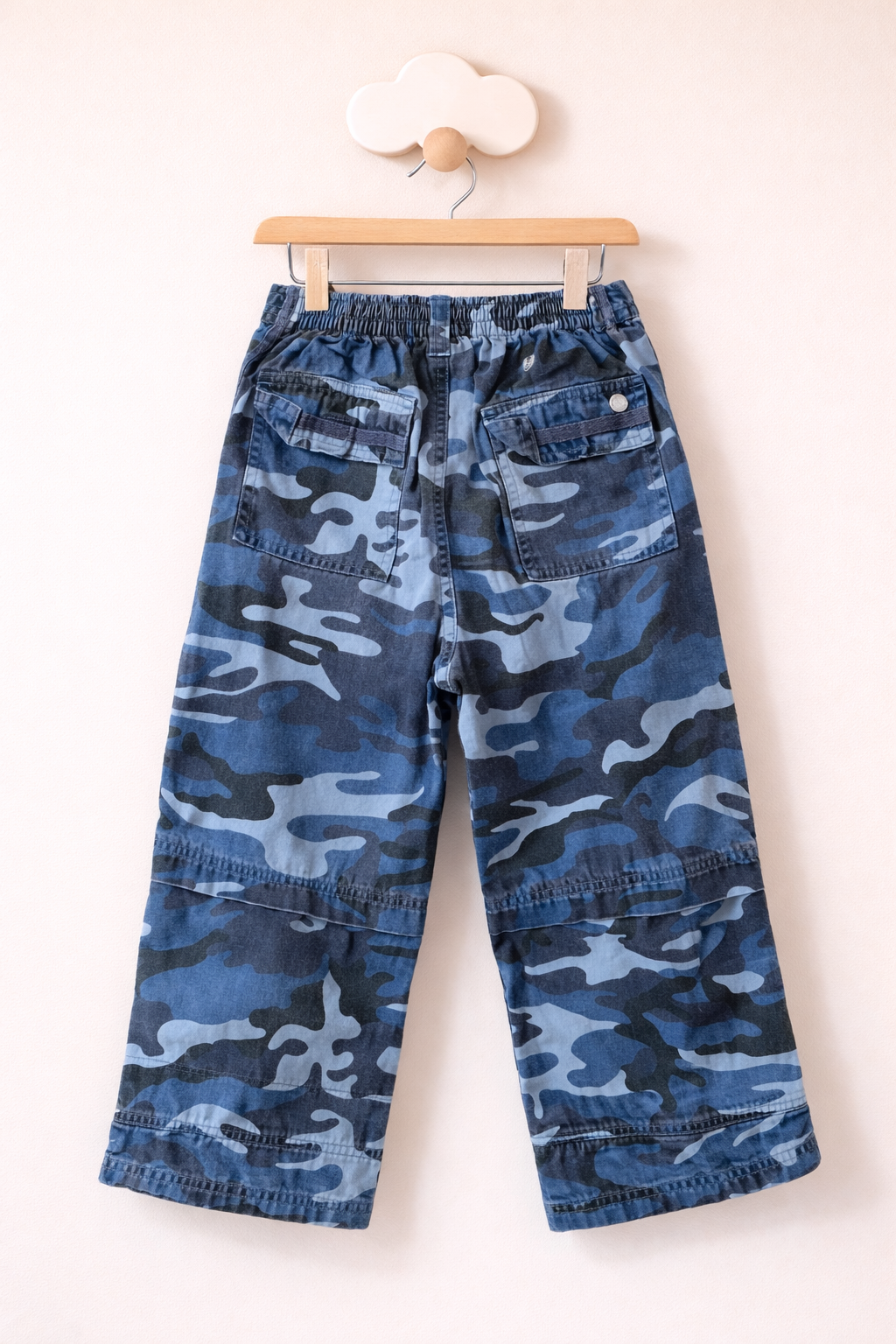 03caf071-1acf-47c6-b79a-6219c16c3718