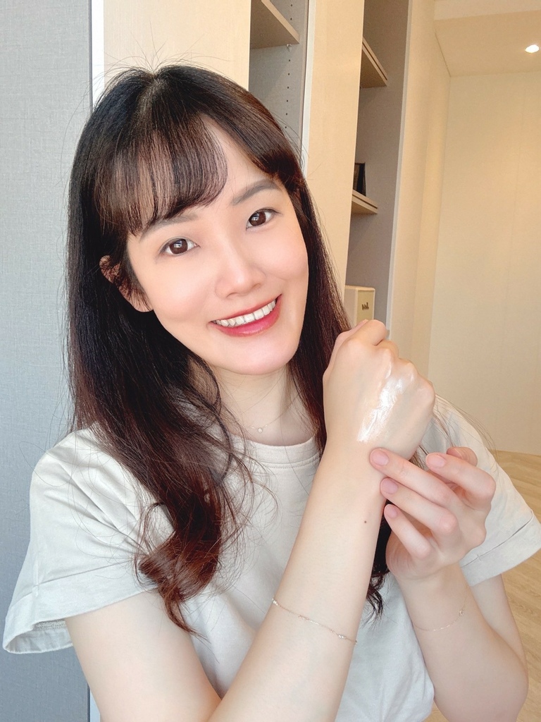 1756087476-3431903991-g_l