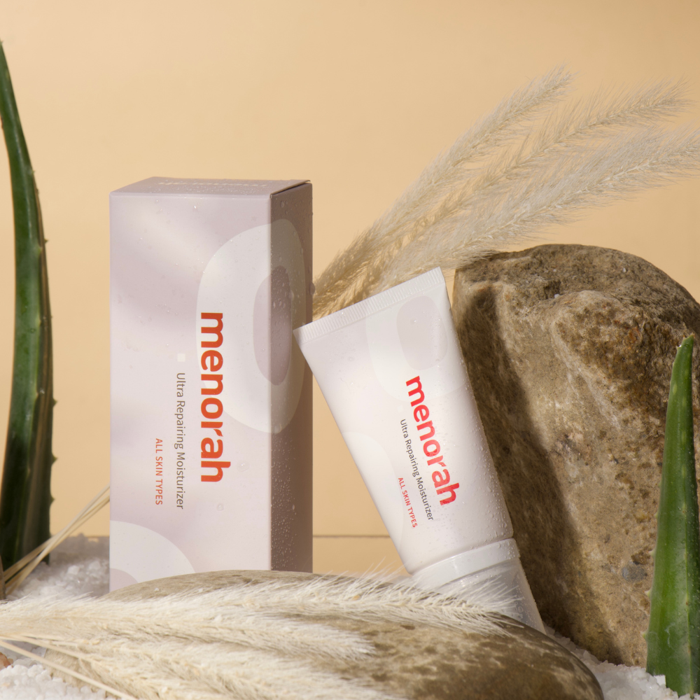 menorah Ultra Repairing Moisturizer, Refreshing, clean studio shot