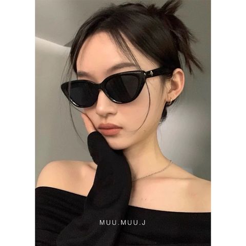 tw-11134211-7r98o-lx98a7hw4ap228
