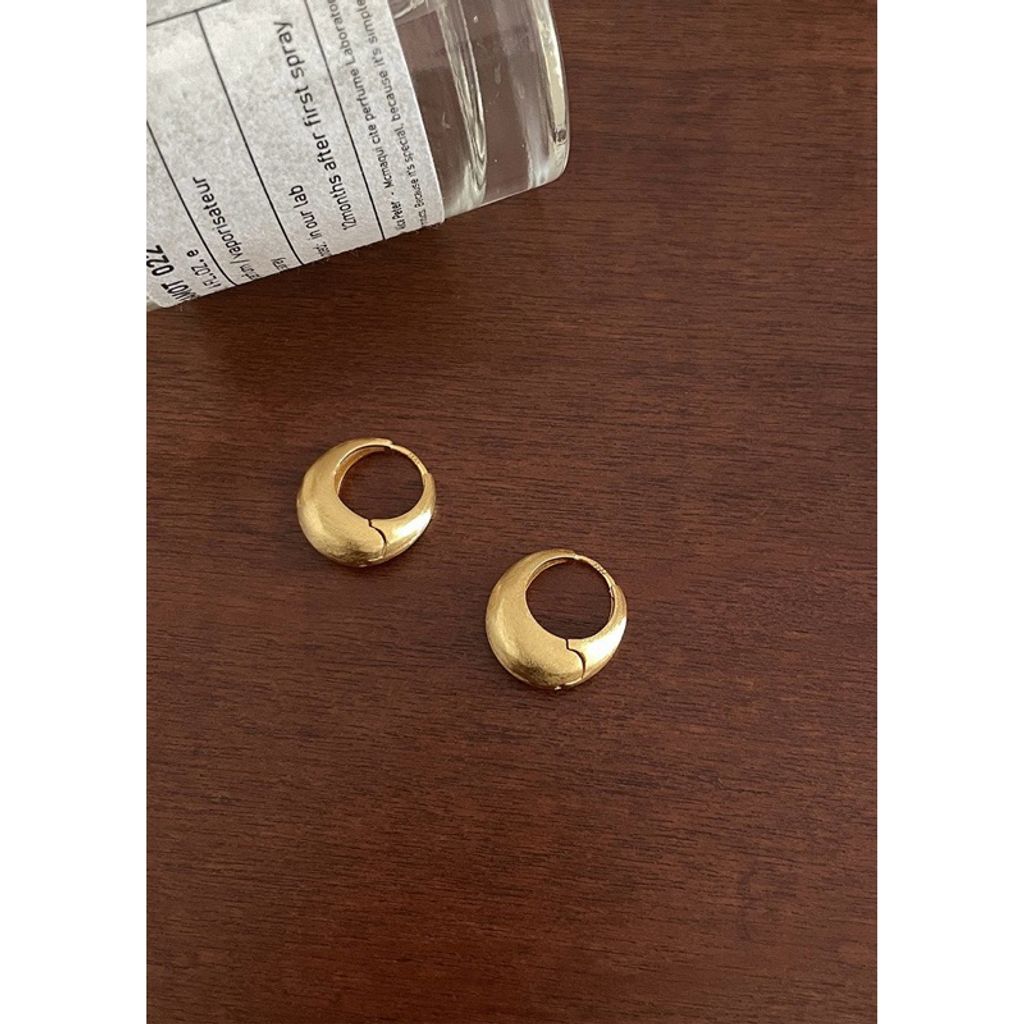 tw-11134207-7r992-ls89jmltv5xu9d