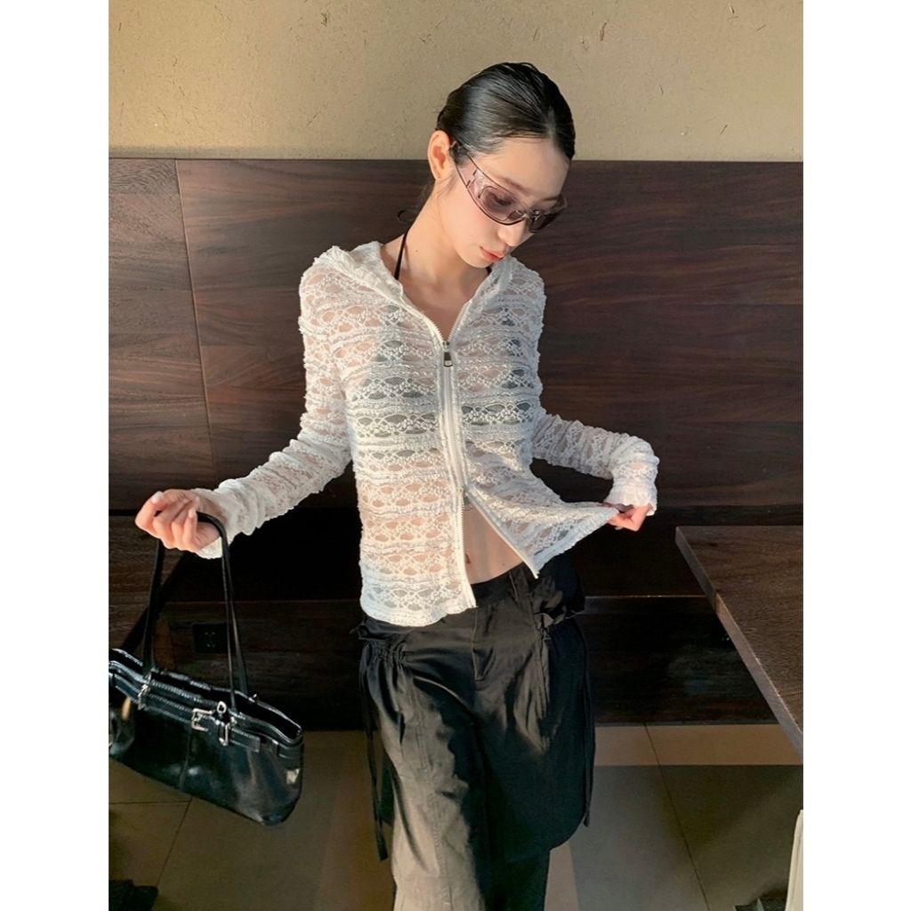 tw-11134207-81ztc-mju26n0ofg9283