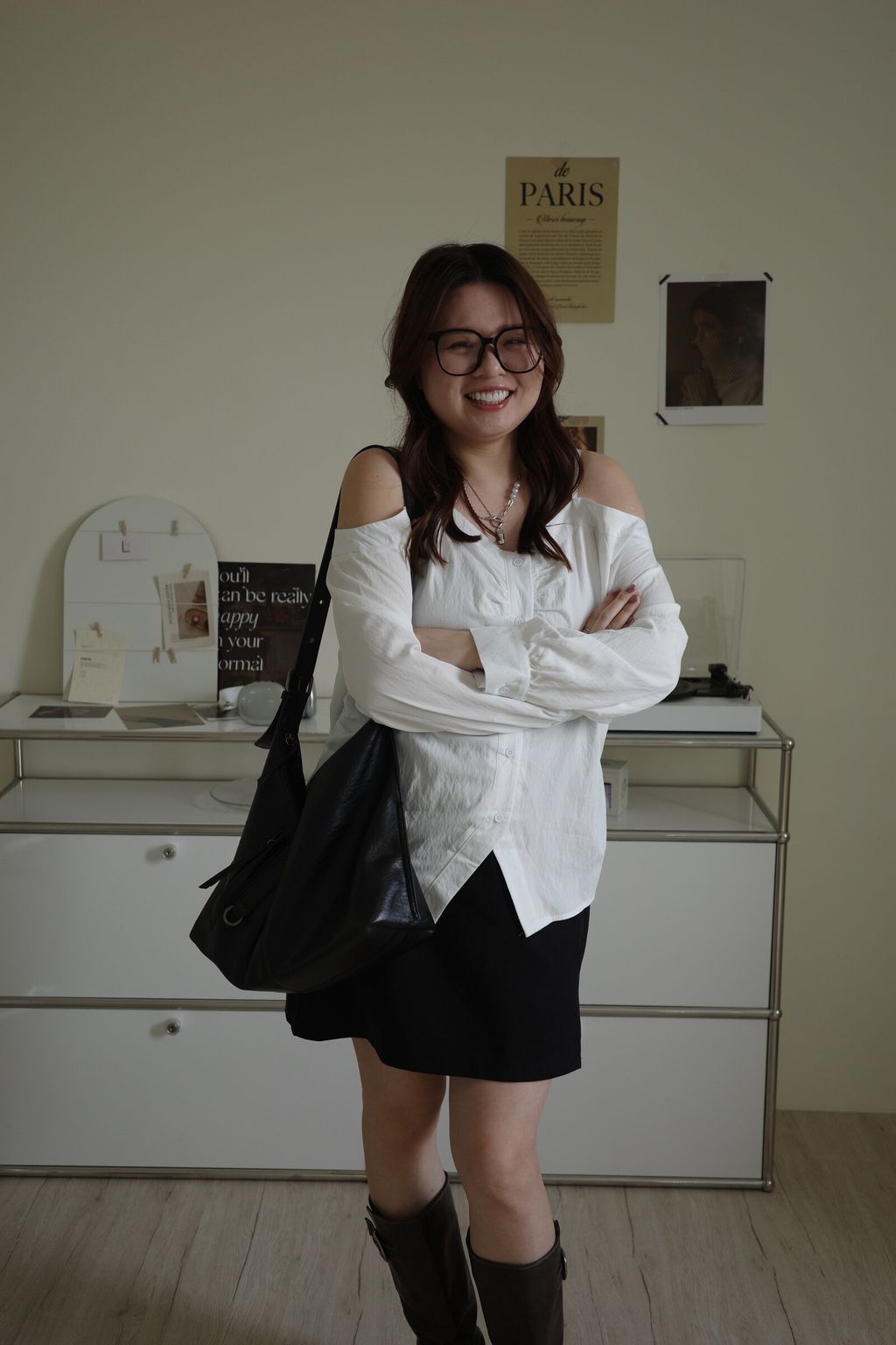 LINE_ALBUM_最藏副乳一字襯衫_260309_6