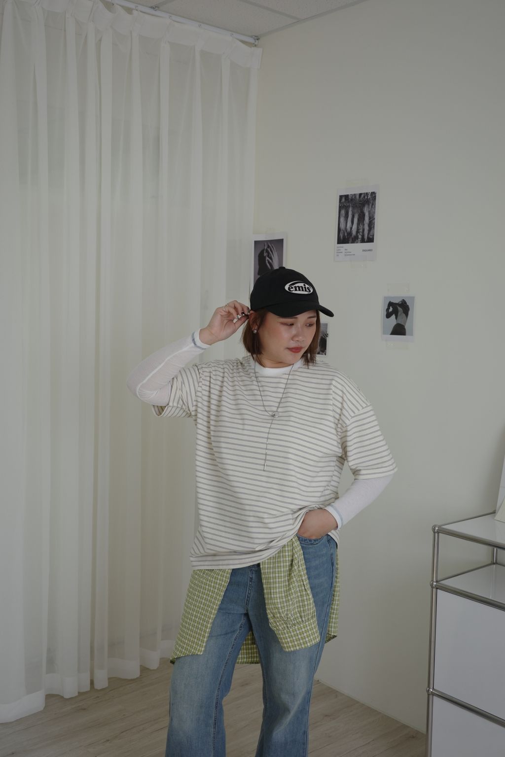 LINE_ALBUM_休閒條紋大學Tee_260405_9