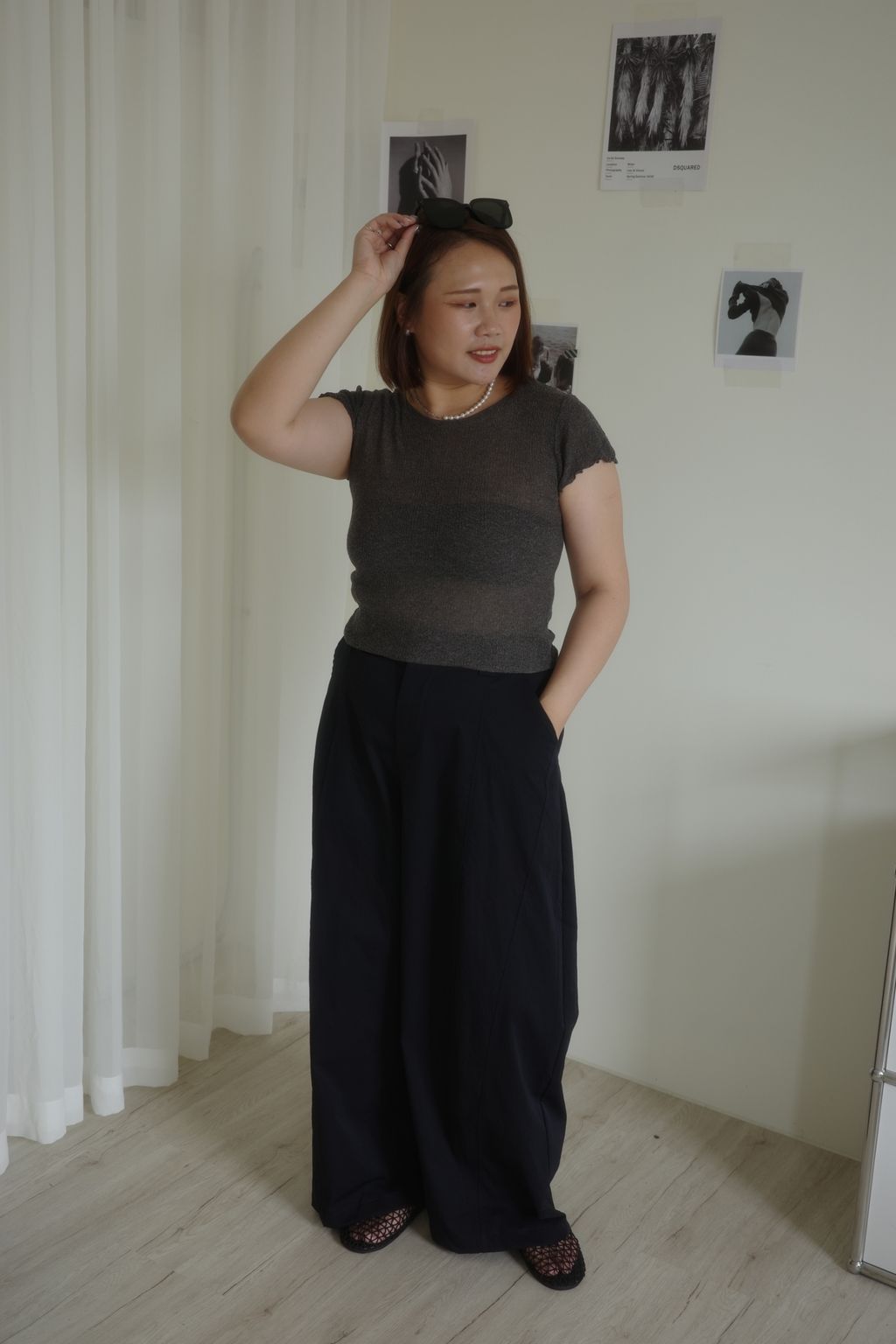 LINE_ALBUM_不貼身木耳袖上衣_260511_4