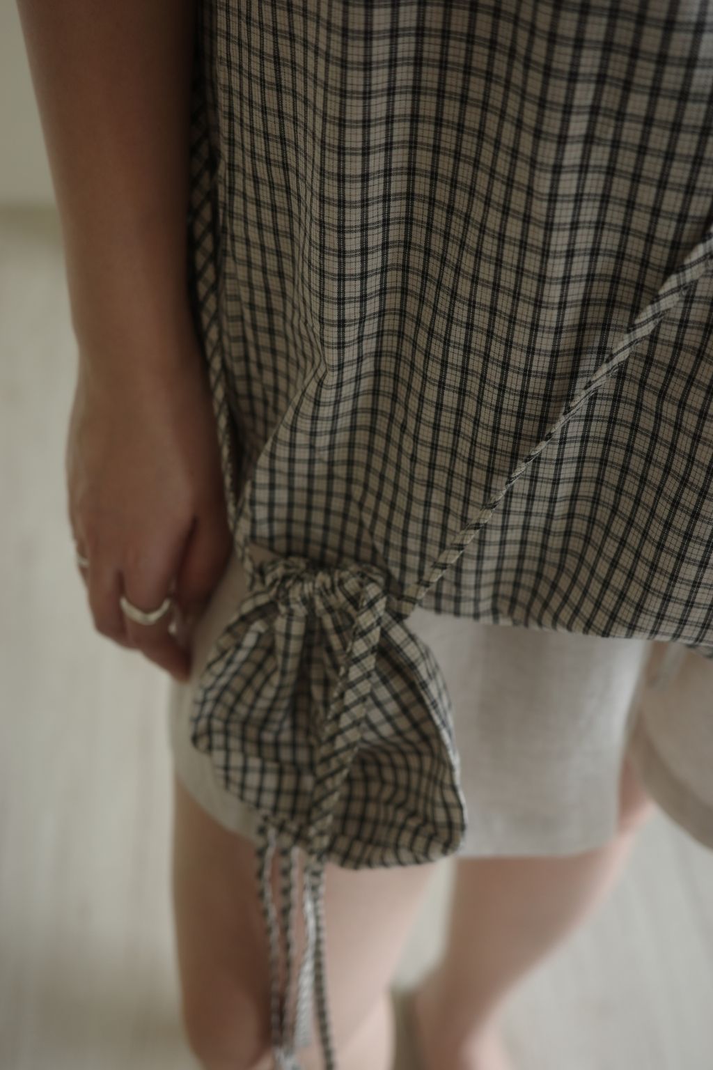 LINE_ALBUM_復古格紋背心裙(附包包)_260511_5