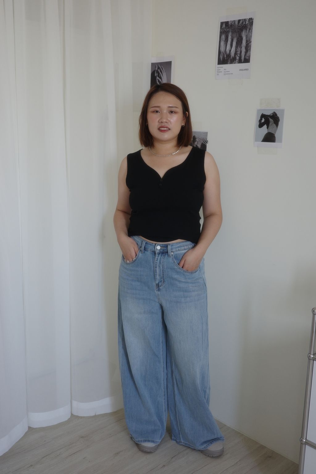 LINE_ALBUM_側線直腿牛仔褲_260601_4