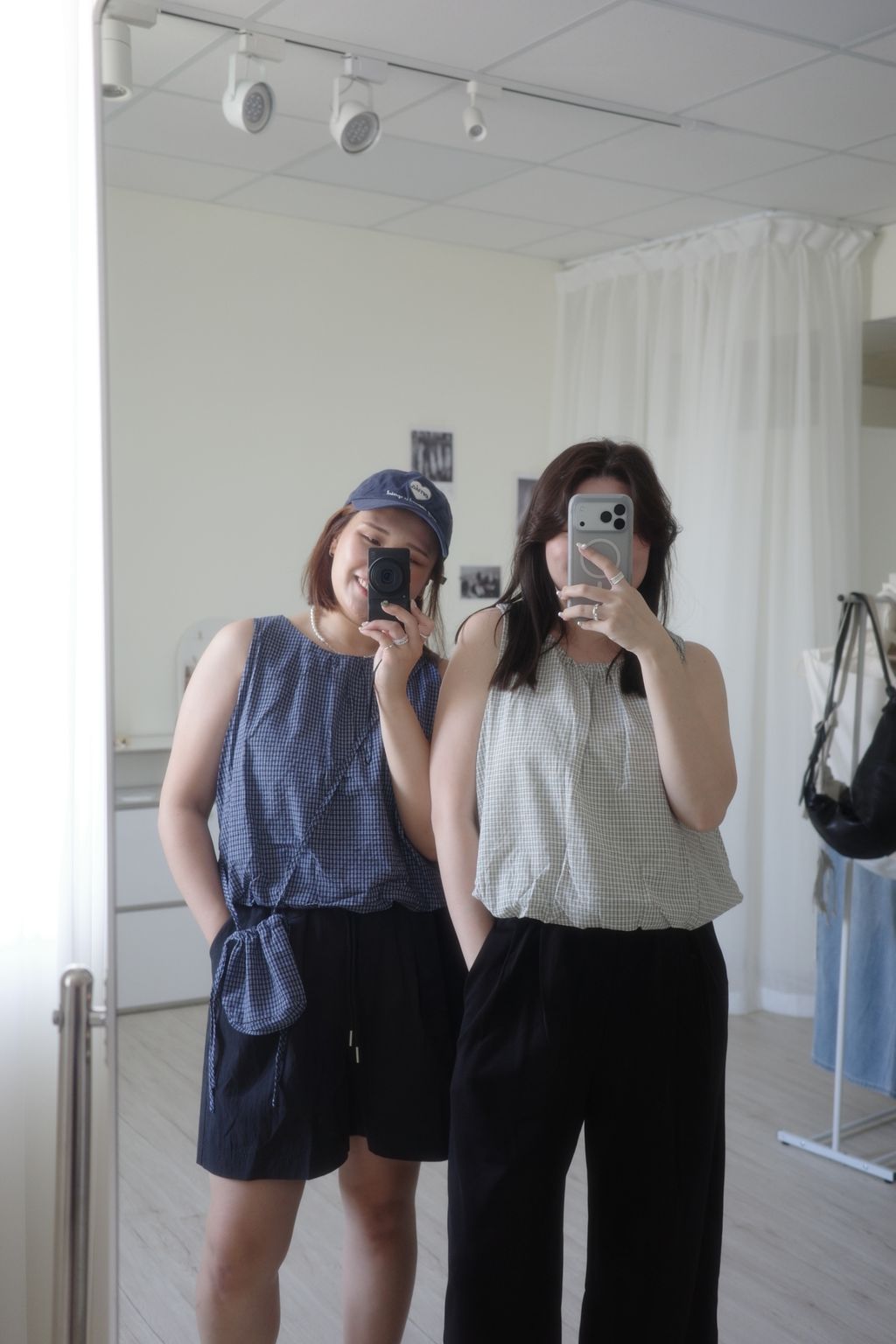 LINE_ALBUM_瘦肩格紋背心_260601_1