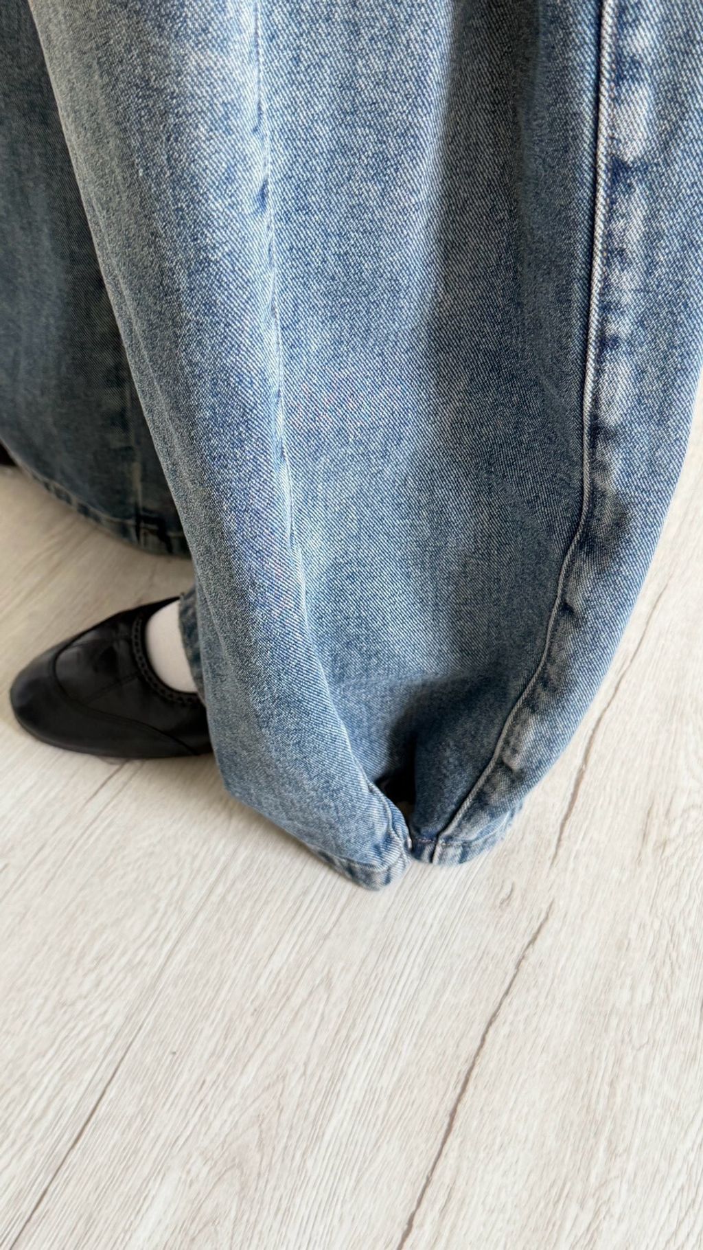 LINE_ALBUM_復古刷色牛仔褲_260809_7