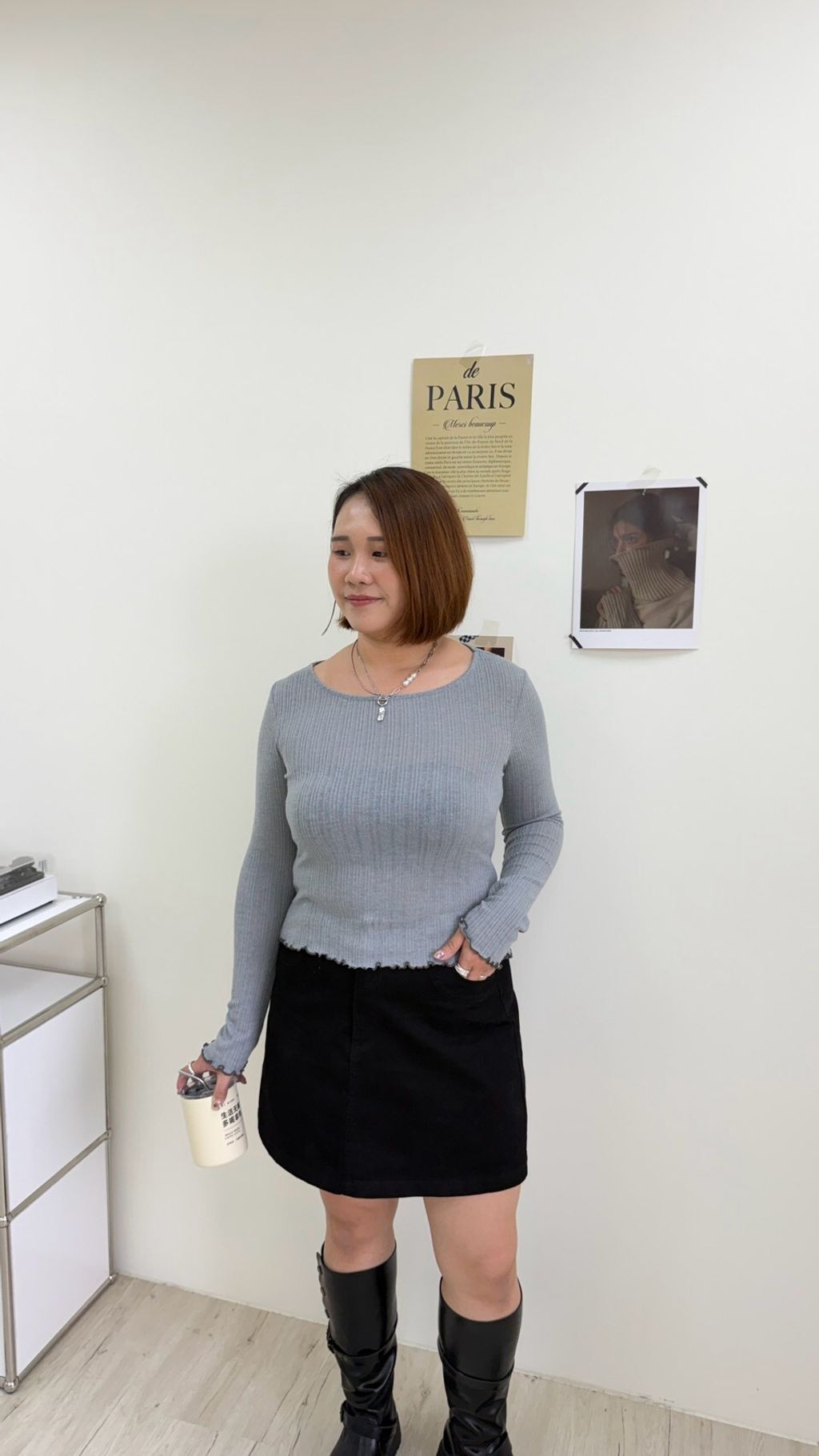 LINE_ALBUM_扭結捲捲上衣_260906_2