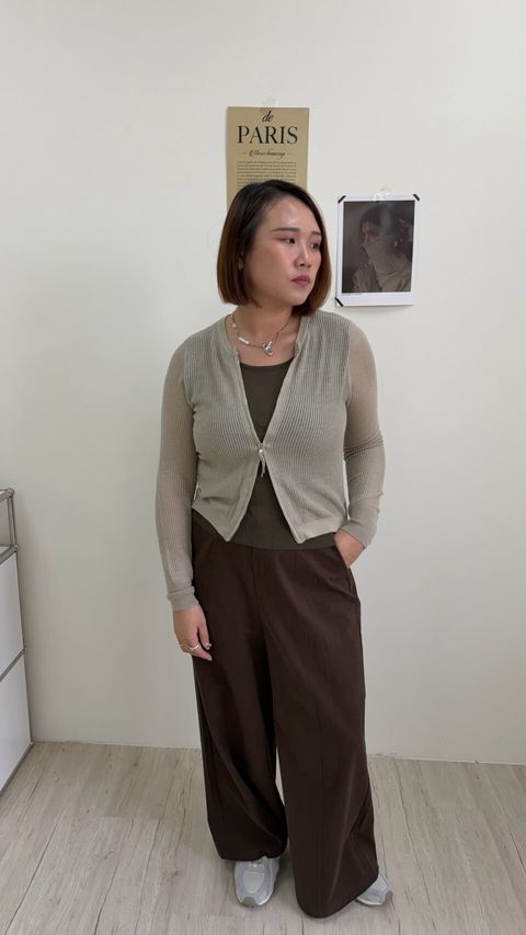 LINE_ALBUM_假兩件拉鏈上衣_260906_5