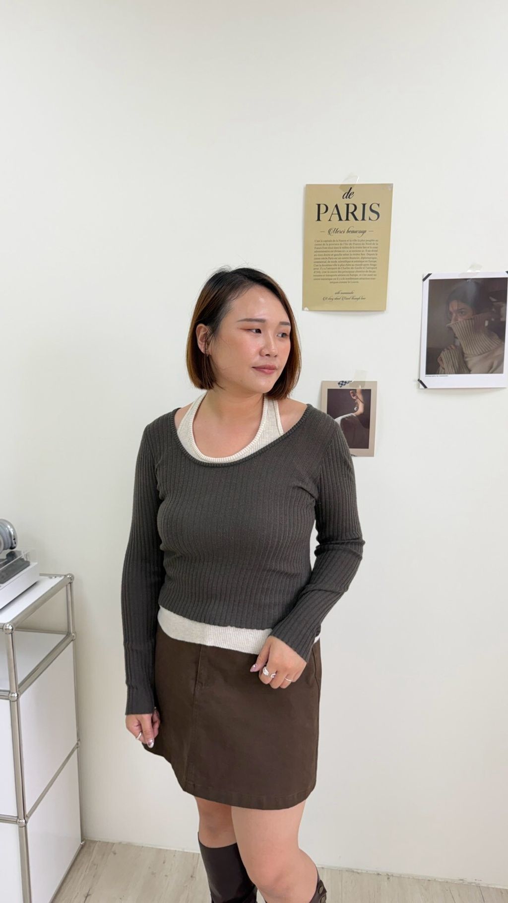 LINE_ALBUM_繞脖撞色上衣_260906_2