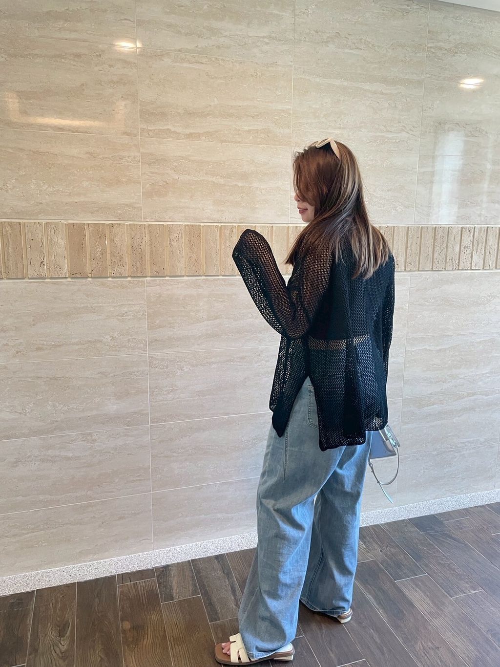 LINE_ALBUM_慵懶洞洞衣～露一點肌膚更顯瘦！_250427_12