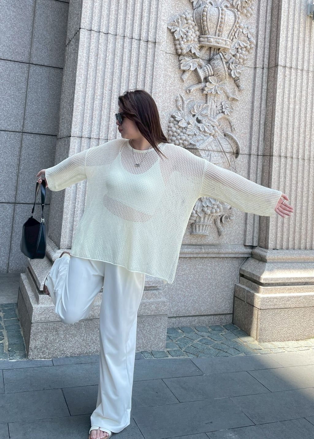 LINE_ALBUM_慵懶洞洞衣～露一點肌膚更顯瘦！_250427_6