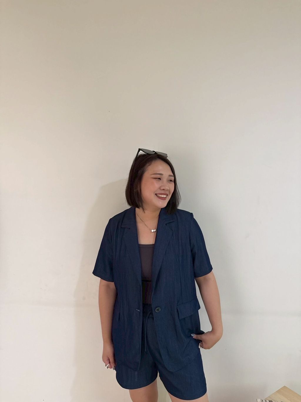LINE_ALBUM_可休閒可正式短袖套裝～本人的光澤感超美！_250427_29