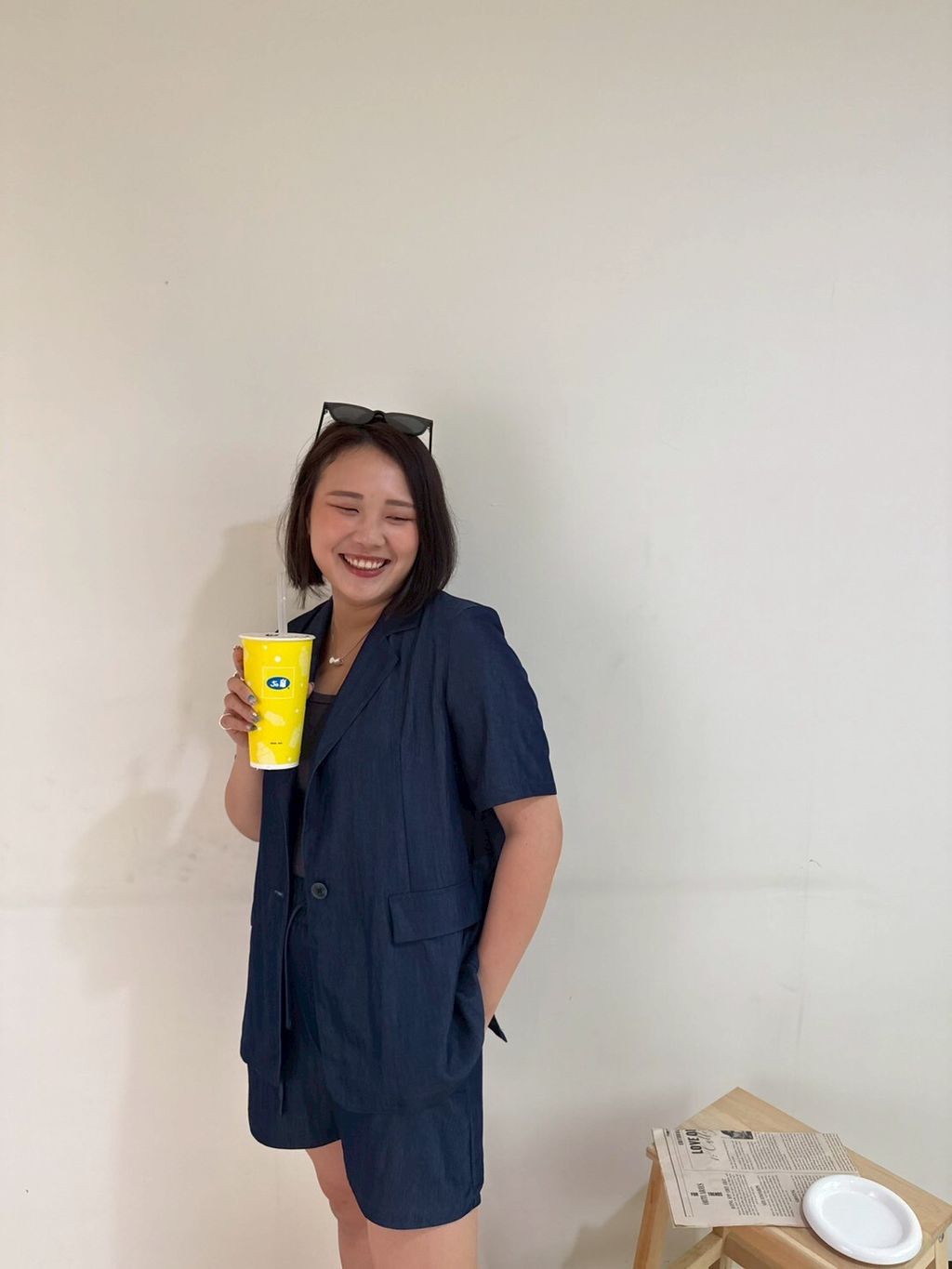 LINE_ALBUM_可休閒可正式短袖套裝～本人的光澤感超美！_250427_28