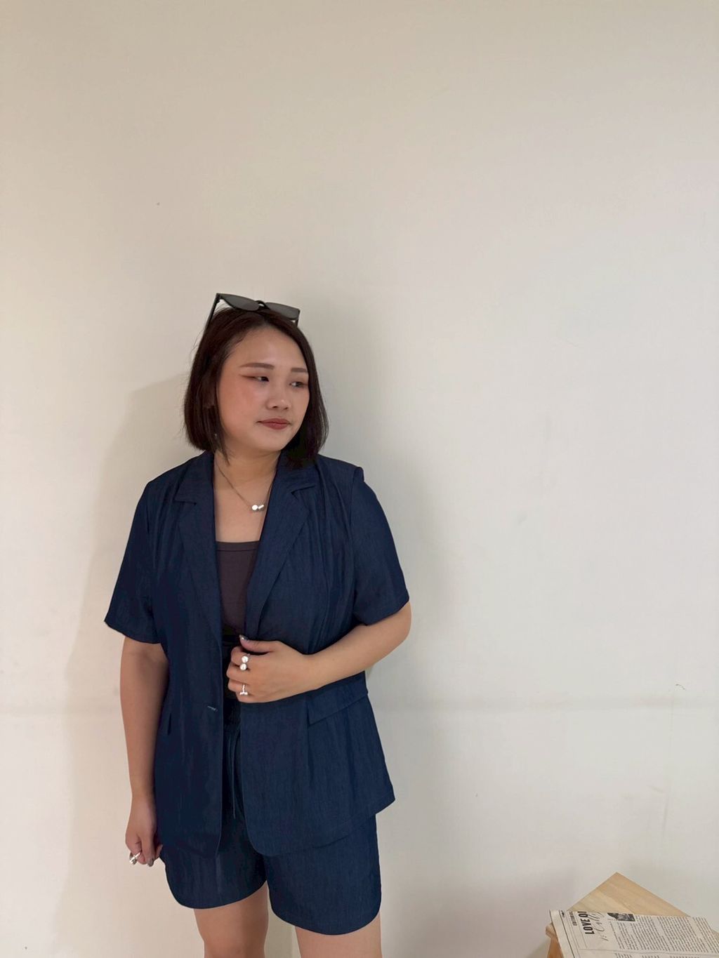 LINE_ALBUM_可休閒可正式短袖套裝～本人的光澤感超美！_250427_30