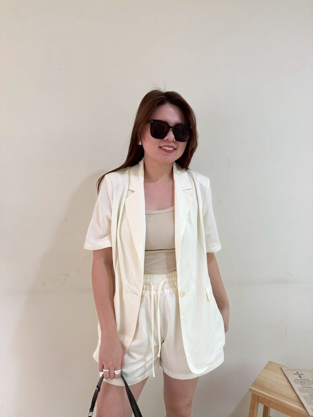 LINE_ALBUM_可休閒可正式短袖套裝～本人的光澤感超美！_250427_4