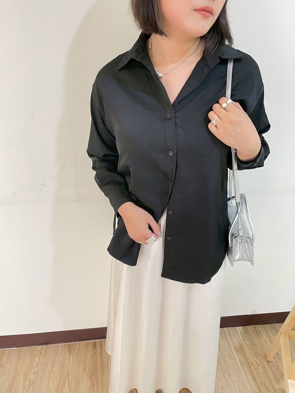 LINE_ALBUM_帥帥光澤感襯_250427_15