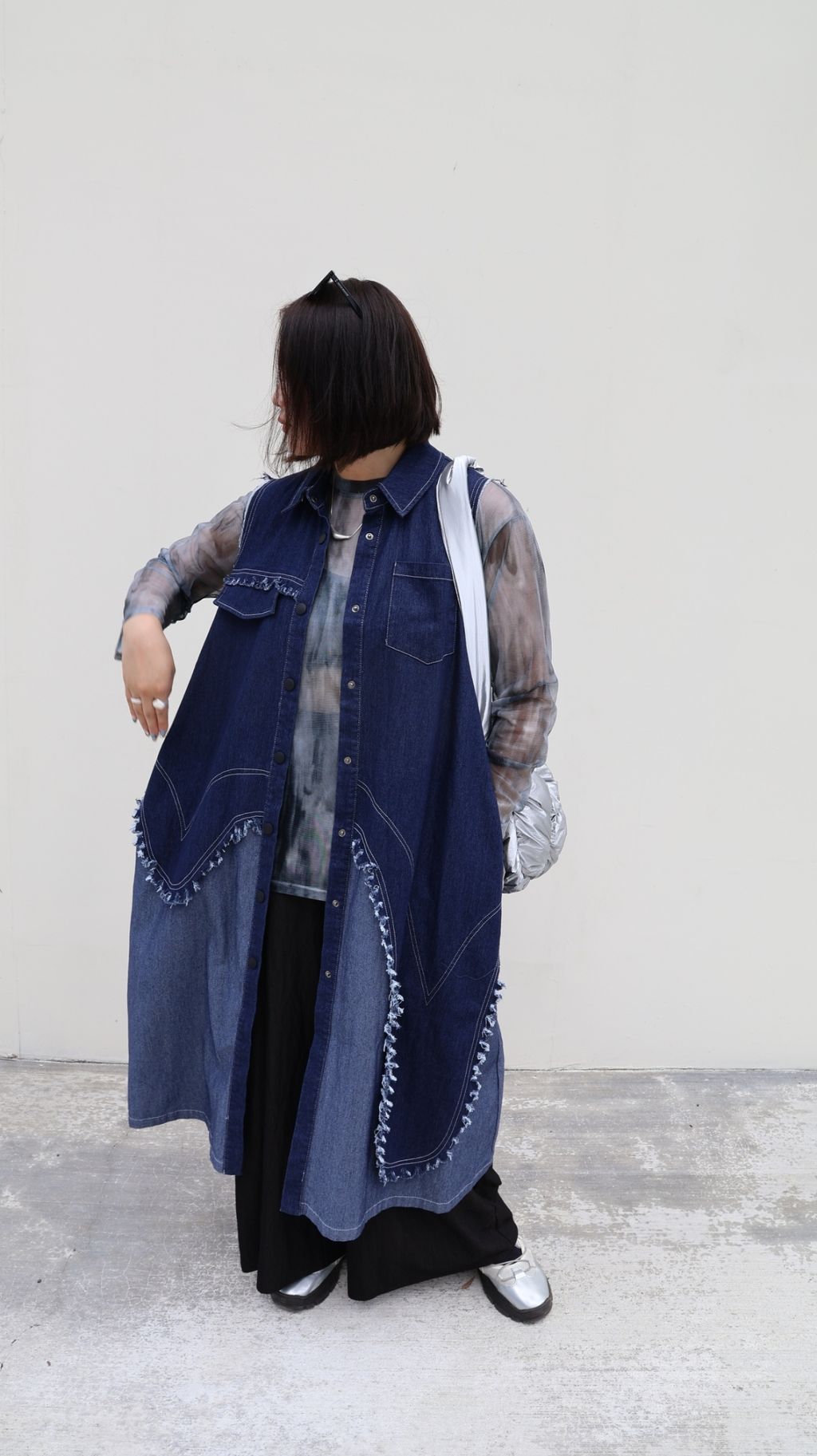 LINE_ALBUM_秒變日風牛仔長背心外套_250427_6