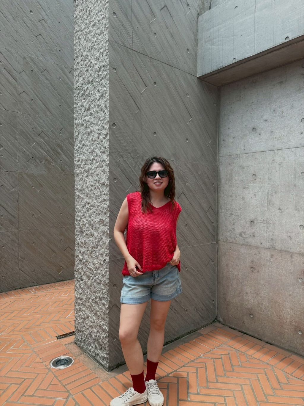 LINE_ALBUM_洞洞背心_250531_18
