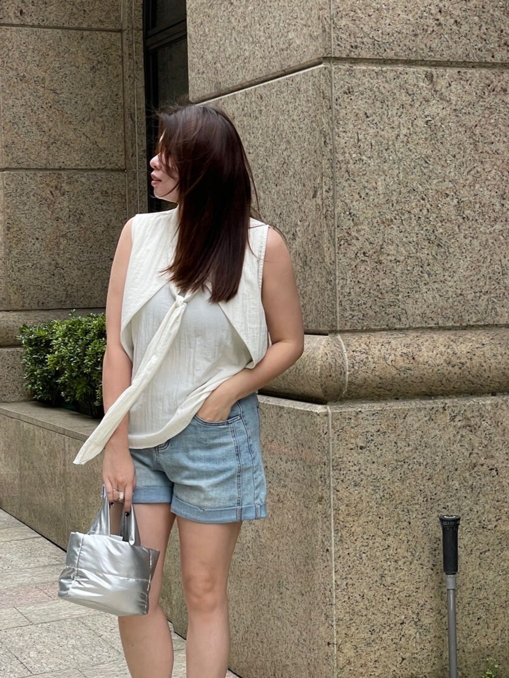 LINE_ALBUM_輕飄飄前綁帶造型背心_250531_1