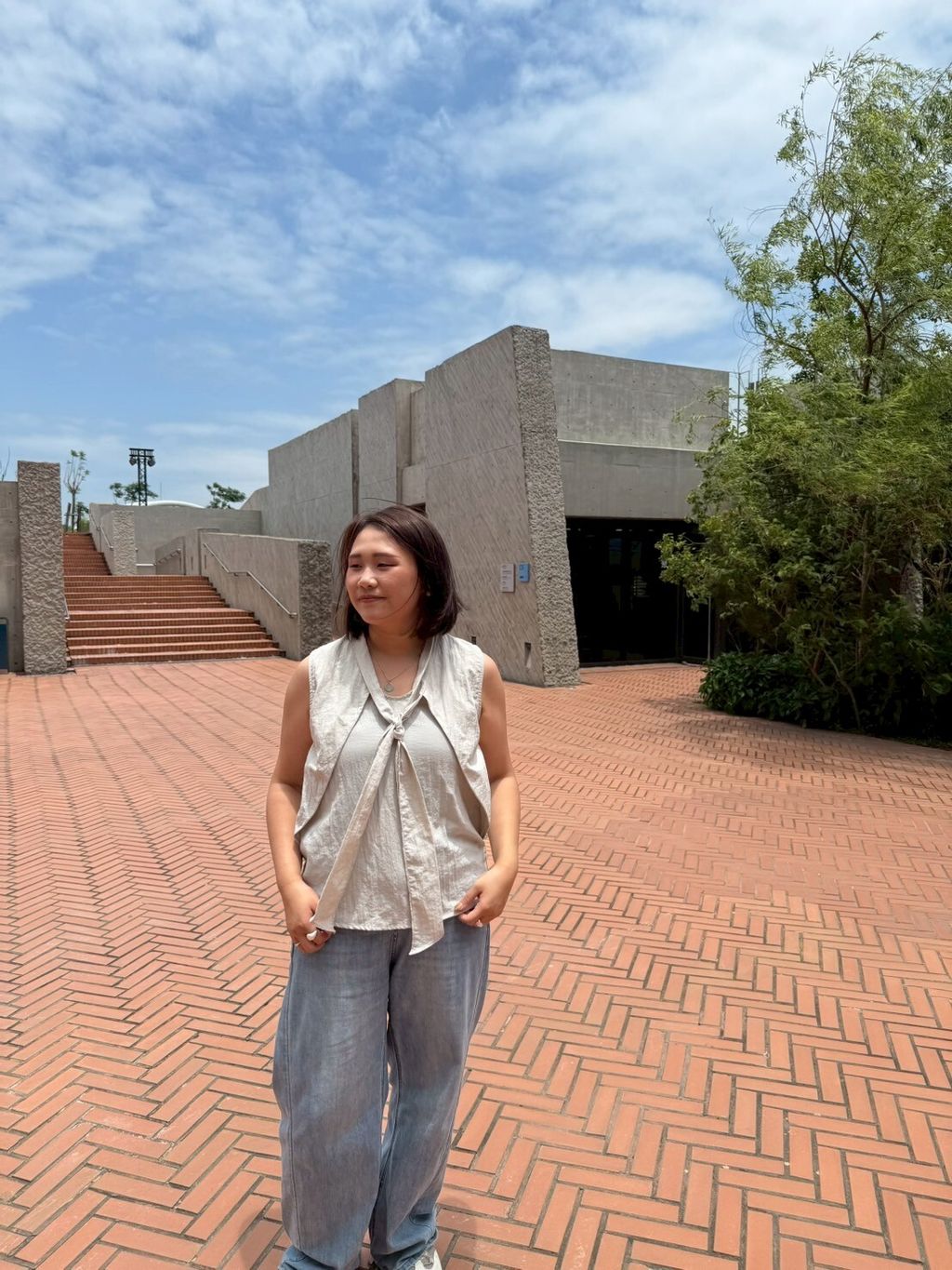 LINE_ALBUM_輕飄飄前綁帶造型背心_250531_2