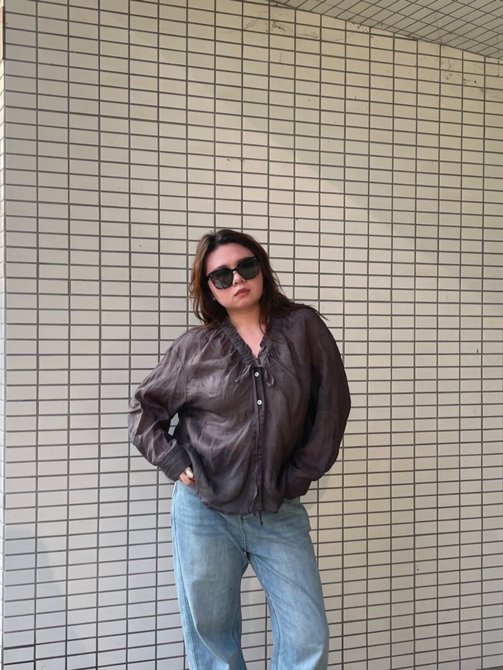 LINE_ALBUM_鬆弛感抓摺造型領透透棉麻襯衫_250531_2