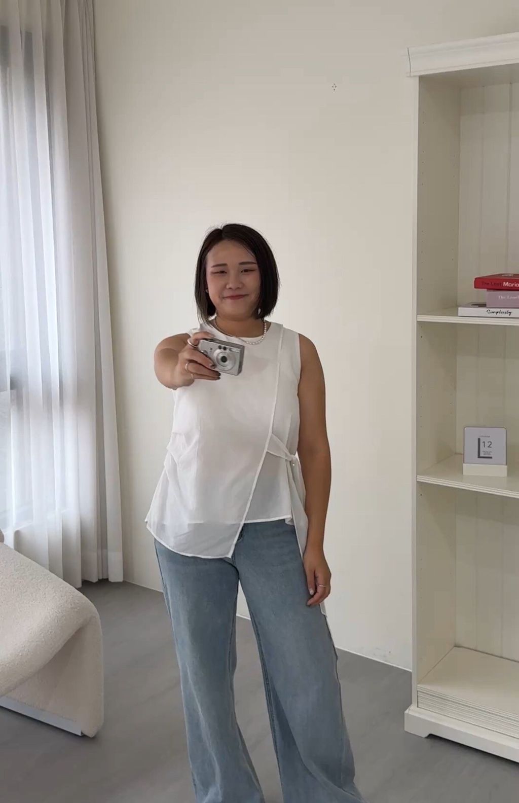 LINE_ALBUM_斜切側抓摺綁帶上衣_250727_2