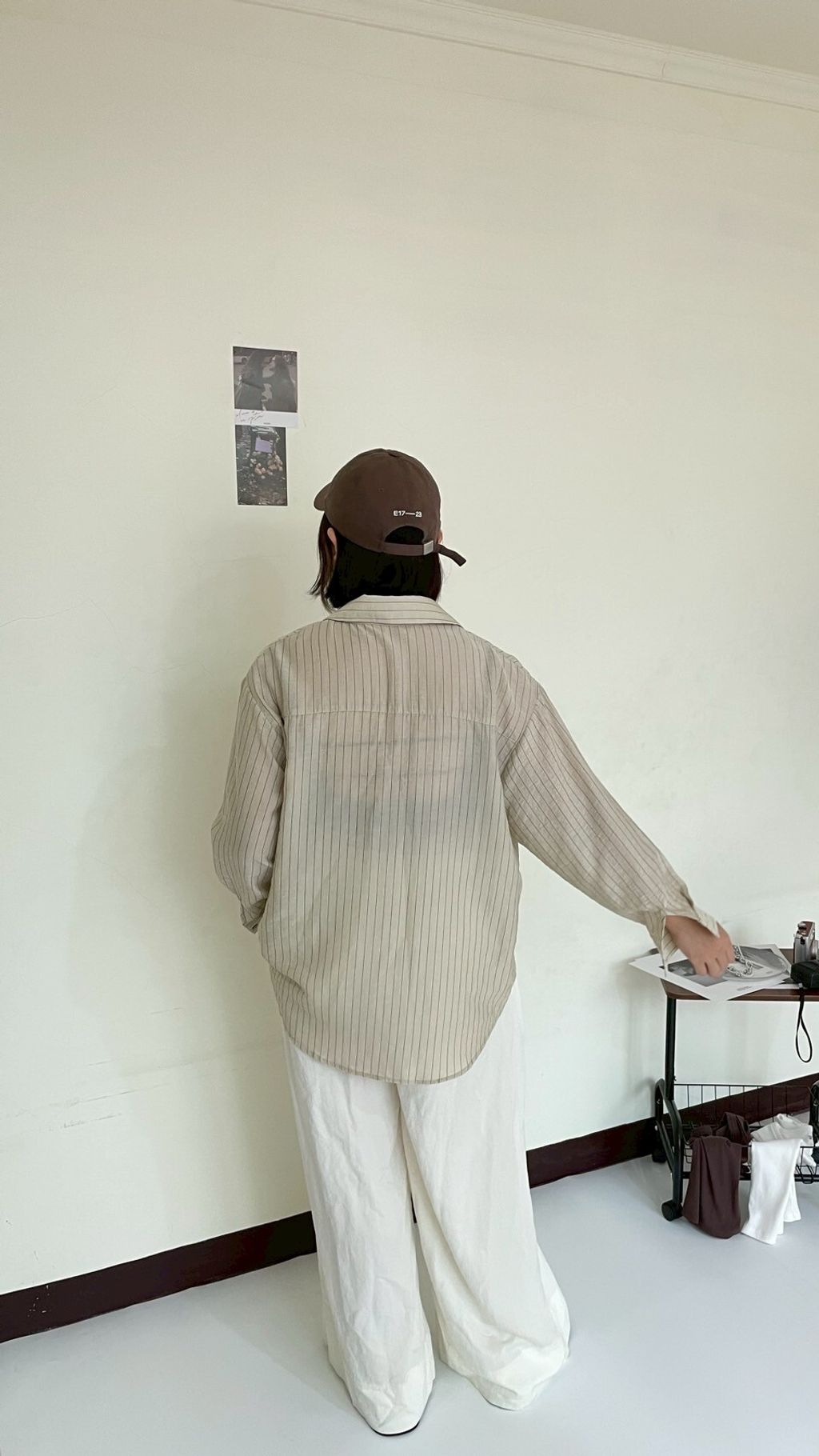 LINE_ALBUM_奶茶系直紋襯衫_250727_20